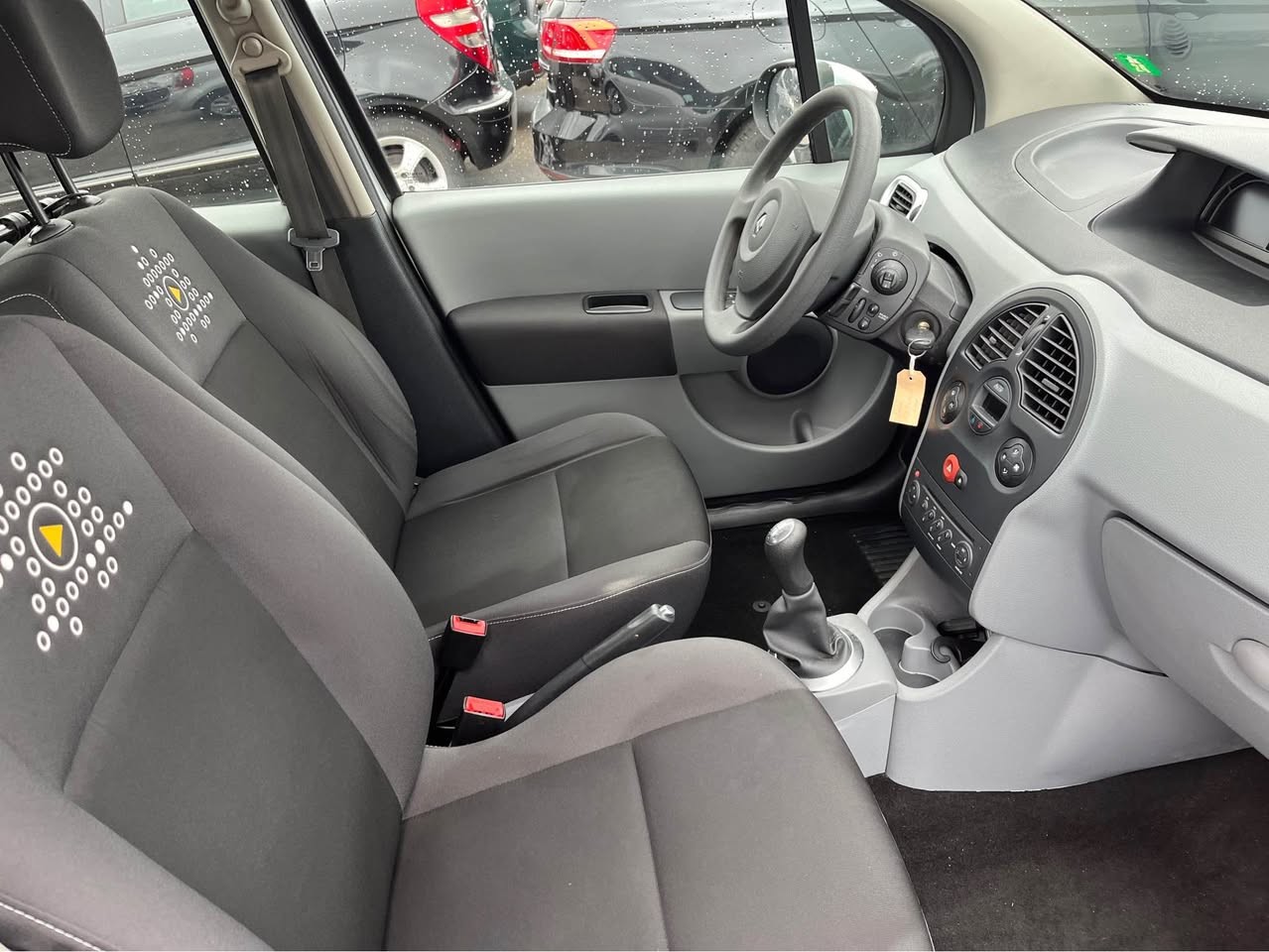 RENAULT Modus 1.2 16V T Expression-image-8