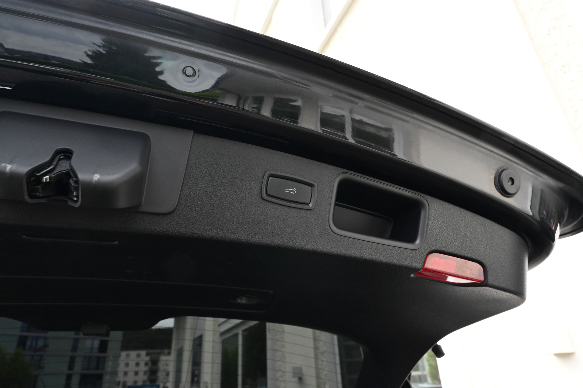 PORSCHE Macan PDK **frisch ab MFK**-image-24