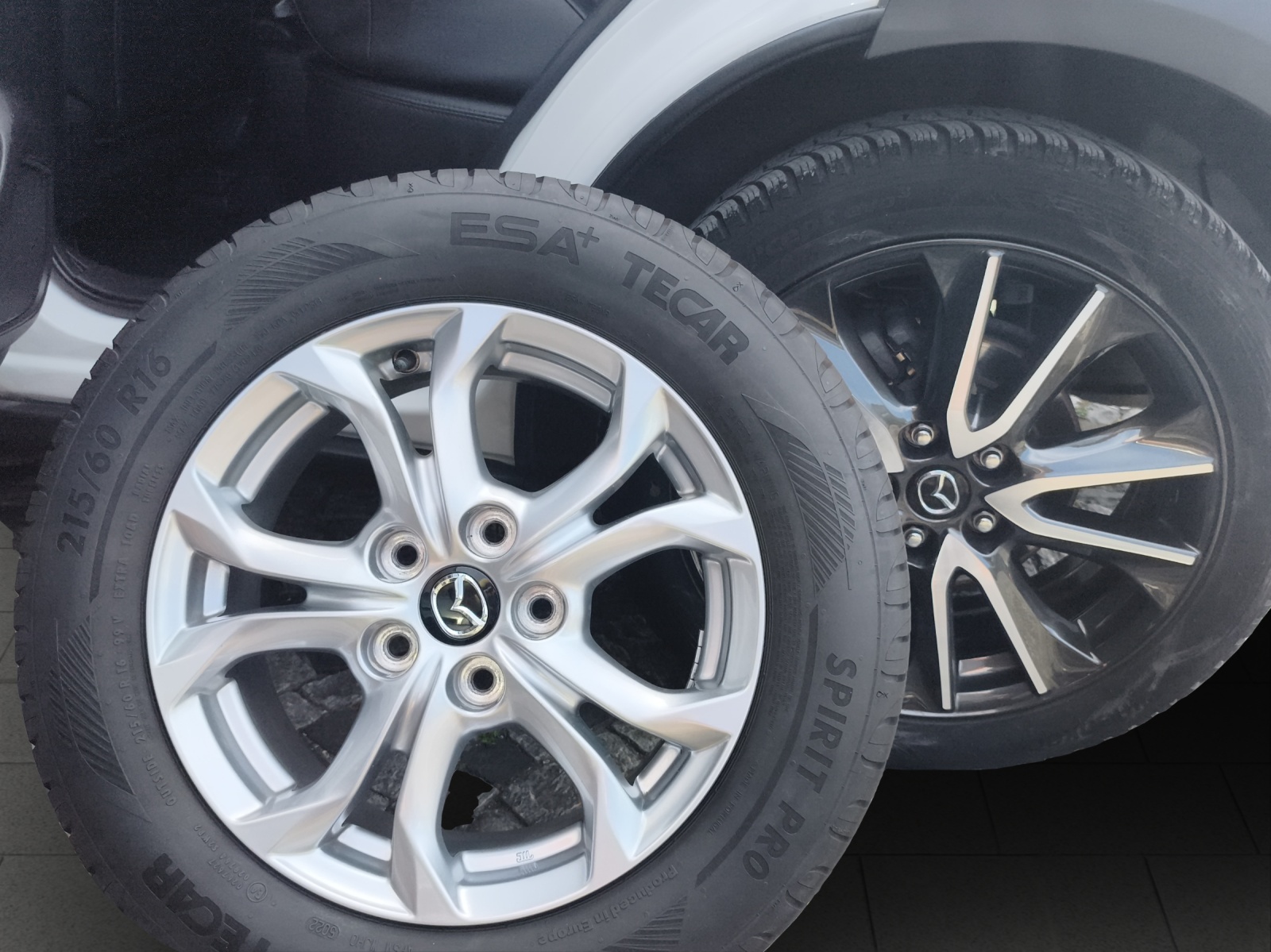 MAZDA CX-3 2.0 Ambition-image-13
