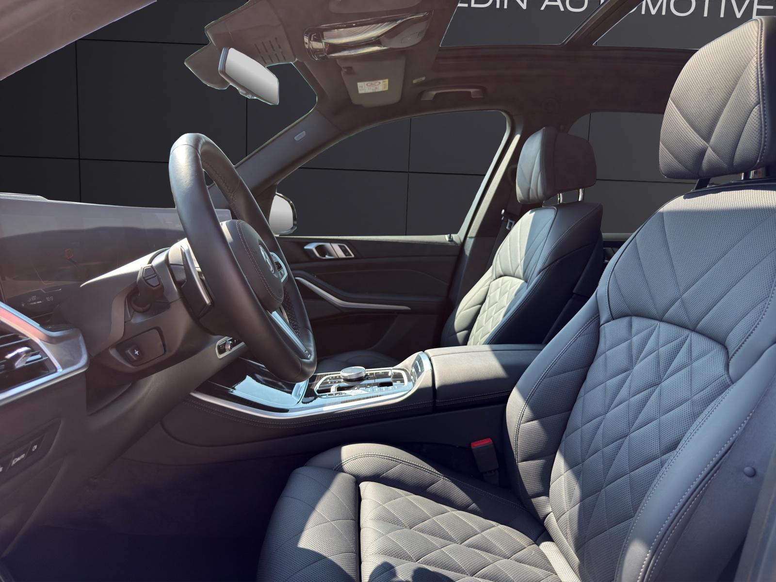 BMW X5 xDrive50e-showroom-element-1