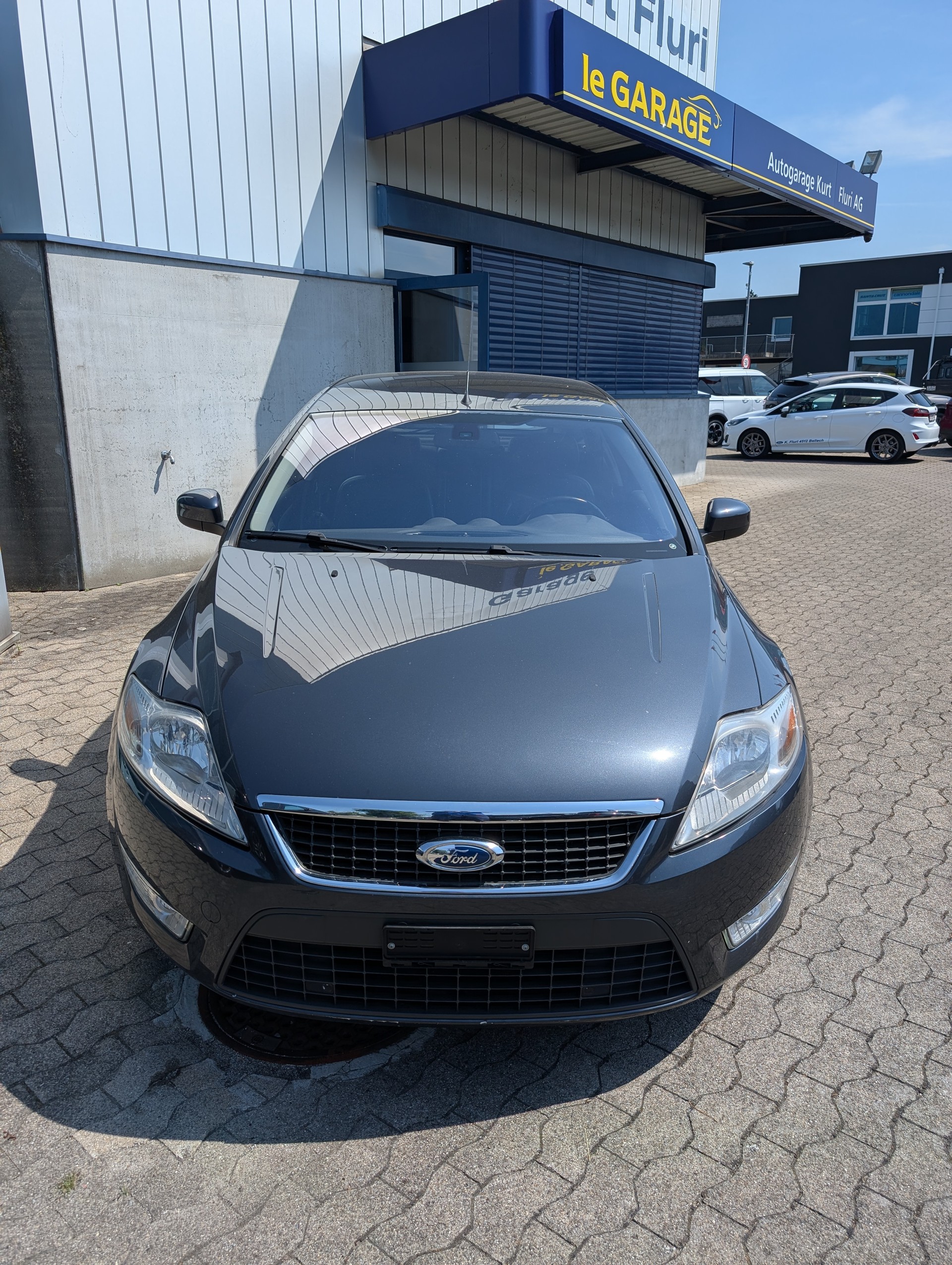 FORD Mondeo 2.0i 16V Titanium-image-1