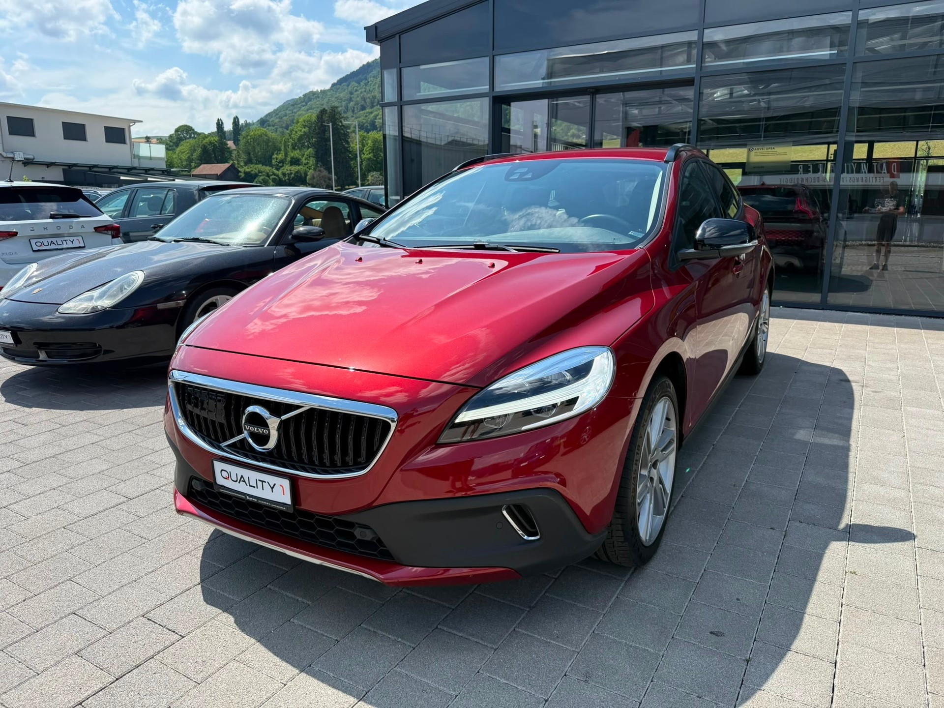 VOLVO V40 Cross Country Plus D3