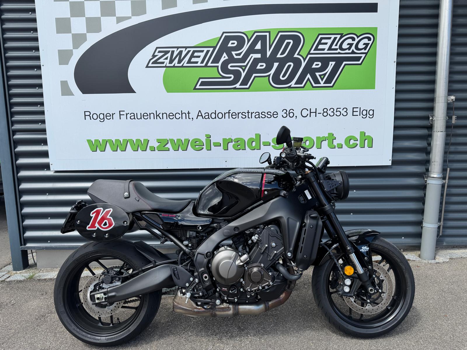 YAMAHA XSR 900-image-0