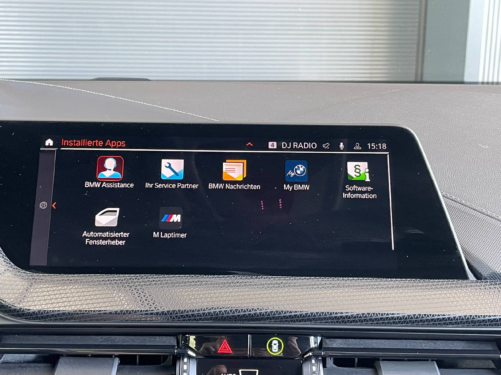 BMW 120d xDrive-image-15