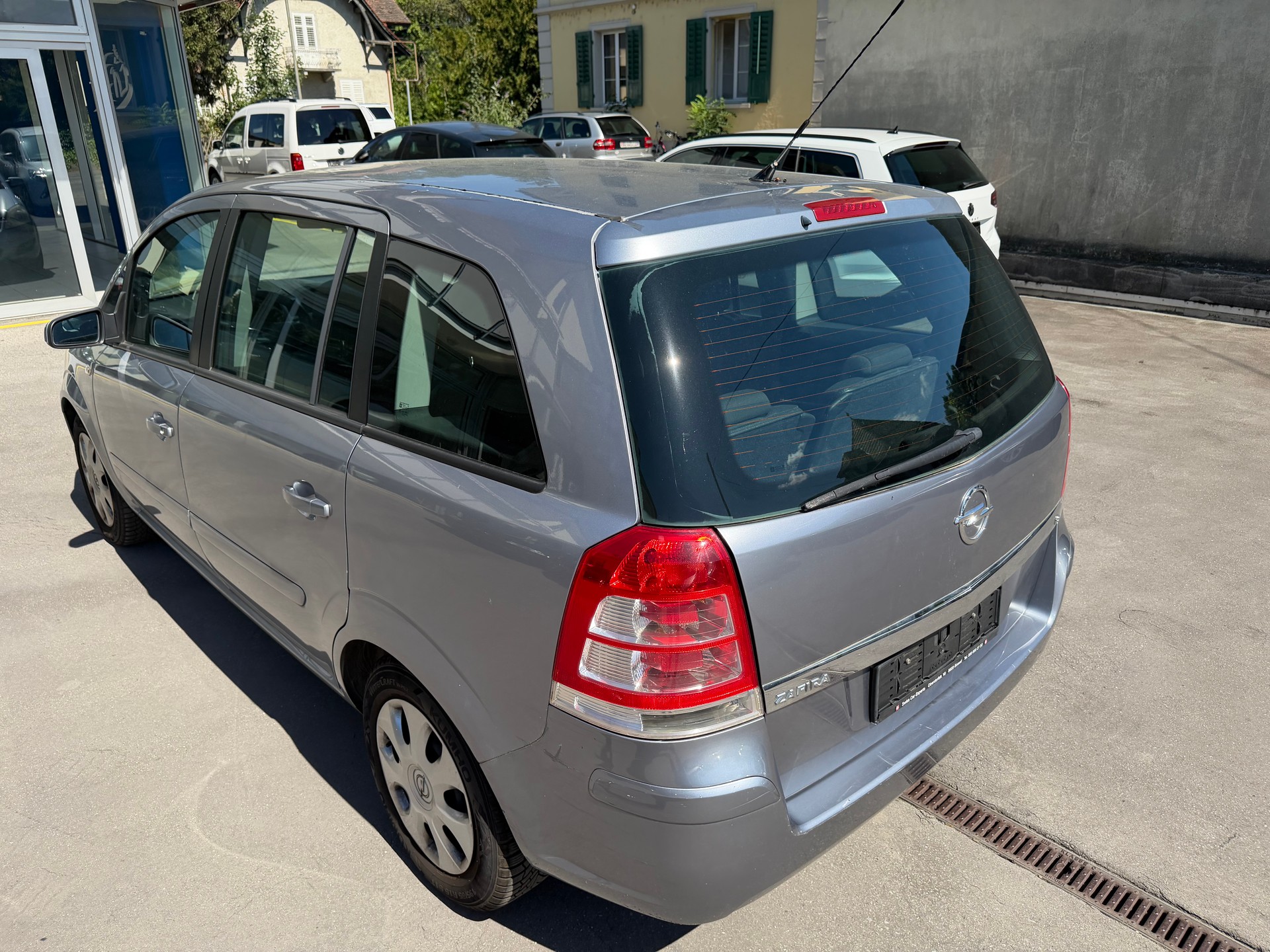 OPEL Zafira 1.8i 16V-image-6
