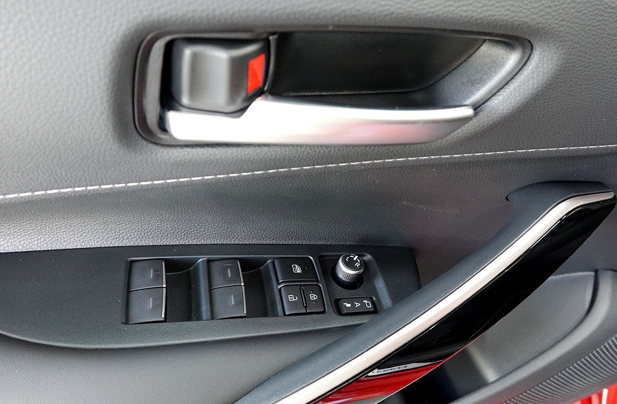 TOYOTA Corolla Touring Sports 2.0 HSD Premium e-CVT, Panorama-image-20