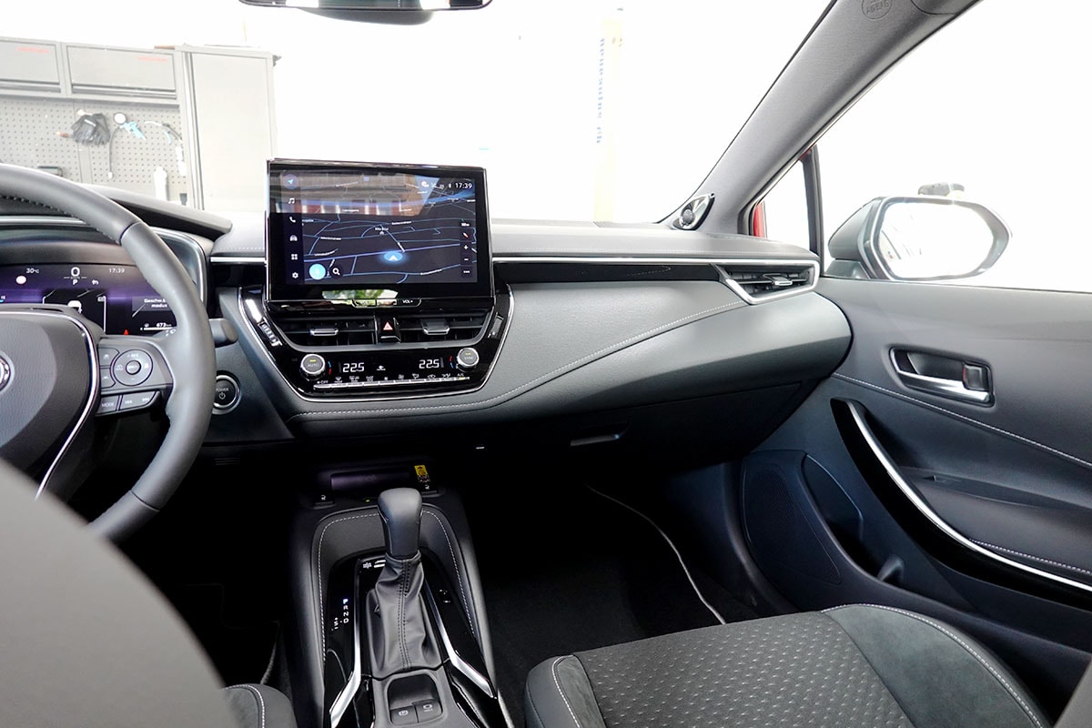 TOYOTA Corolla Touring Sports 2.0 HSD Premium e-CVT, Panorama-image-9