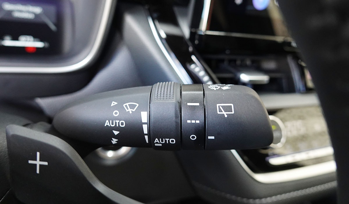 TOYOTA Corolla Touring Sports 2.0 HSD Premium e-CVT, Panorama-image-17