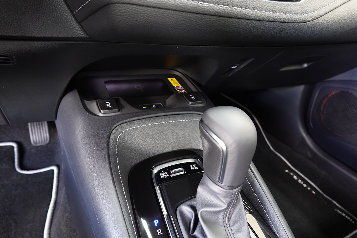 TOYOTA Corolla Touring Sports 2.0 HSD Premium e-CVT, Panorama-image-12