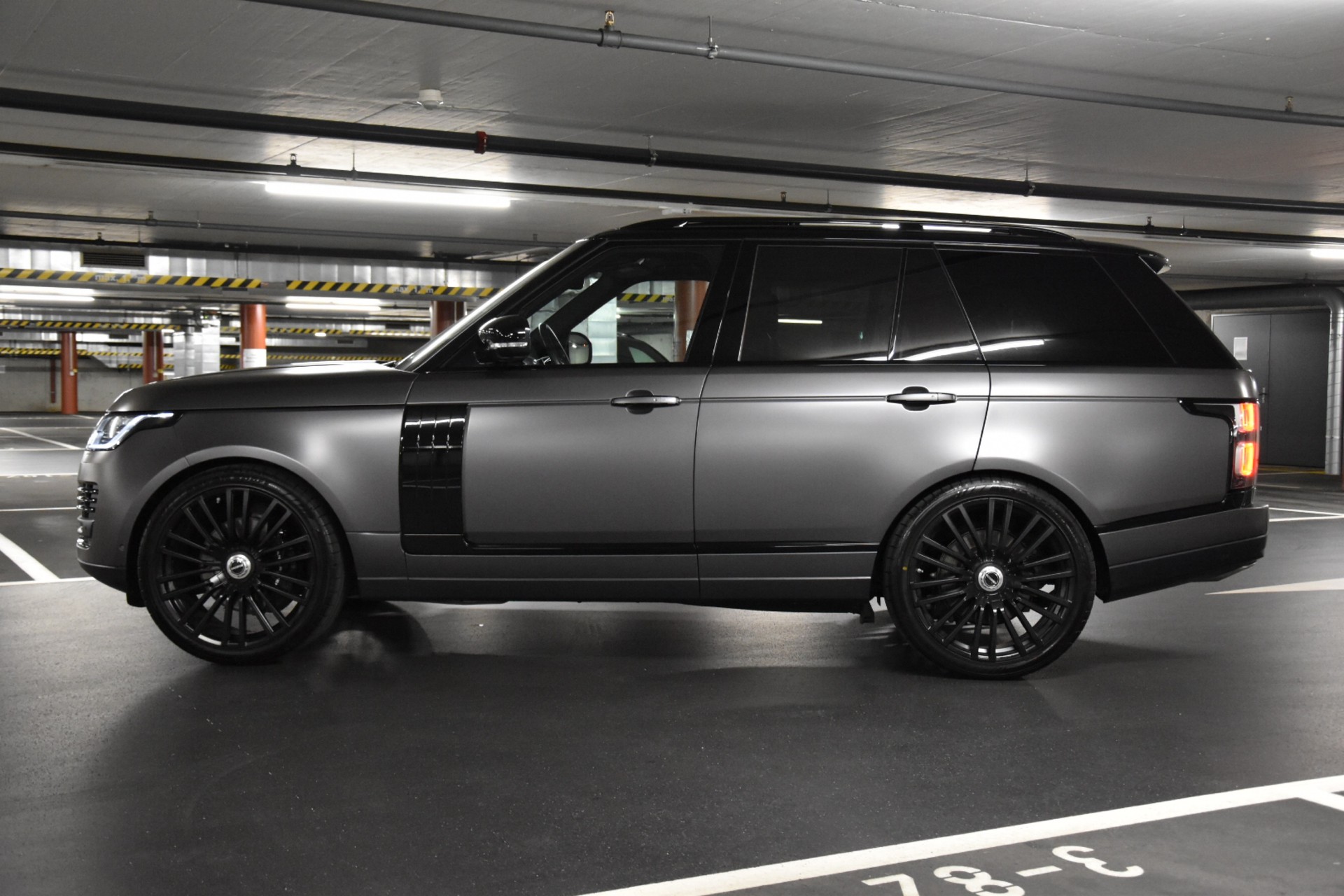 LAND ROVER Range Rover 2.0 Si4 P400e PHEV AutobiographyAutomatic-showroom-element-3