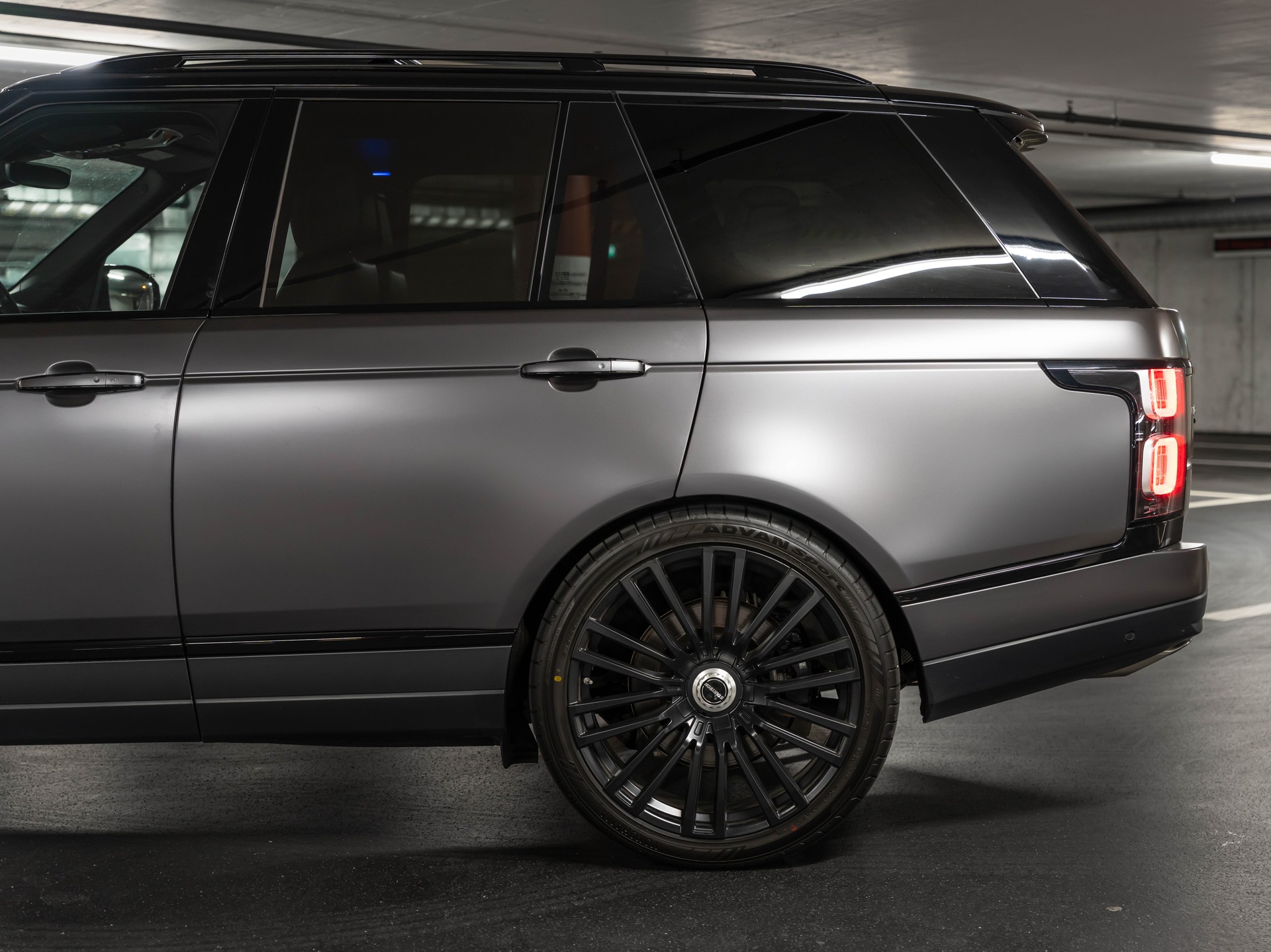 LAND ROVER Range Rover 2.0 Si4 P400e PHEV AutobiographyAutomatic-showroom-element-3