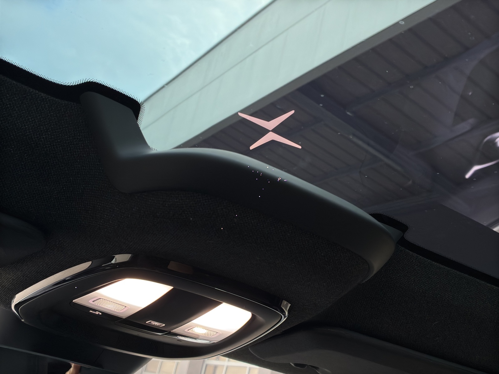 POLESTAR 2 Long Range Dual Motor-image-21