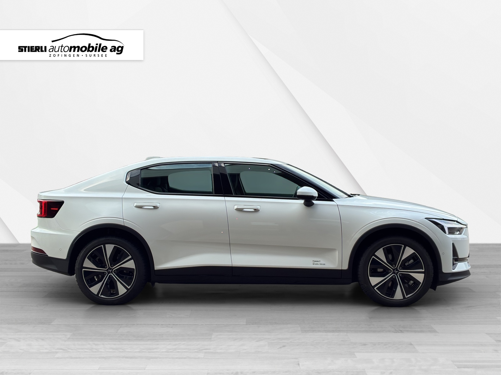 POLESTAR 2 Long Range Dual Motor-showroom-element-3