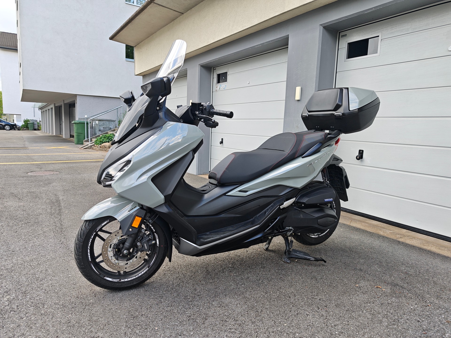 HONDA NSS 350 Smart Top Box-image-8