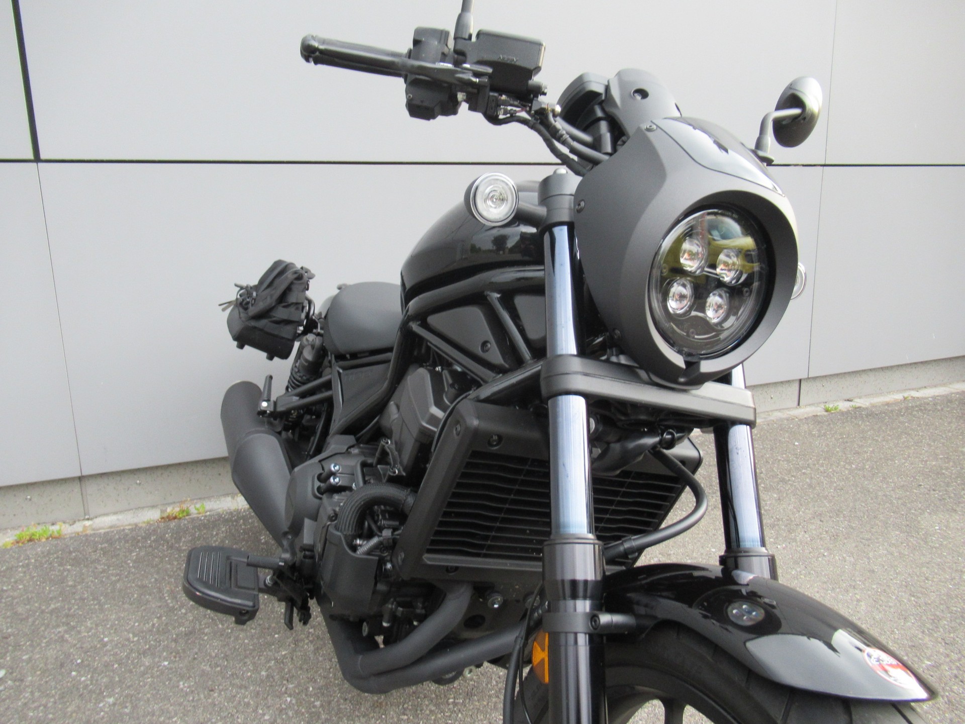 HONDA CMX 1100 DCTRebel-image-1