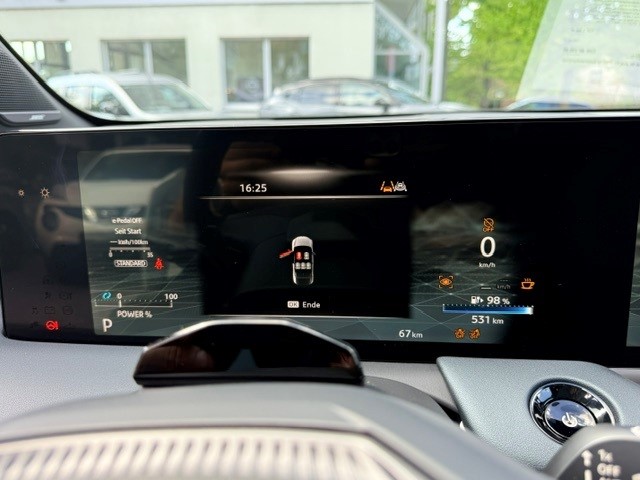 NISSAN Leaf 75 kWh Evolve-image-10