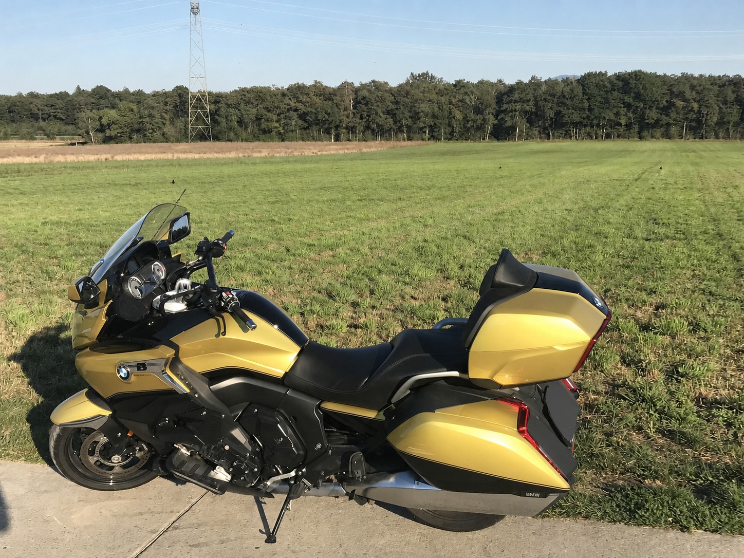 BMW K 1600 Grand America officielle BMW 047A-image-0