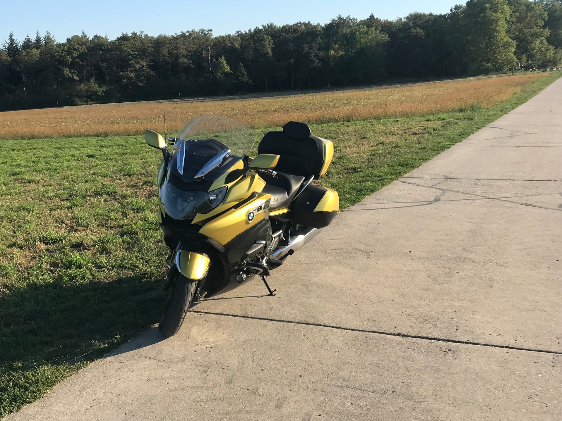 BMW K 1600 Grand America officielle BMW 047A-image-2