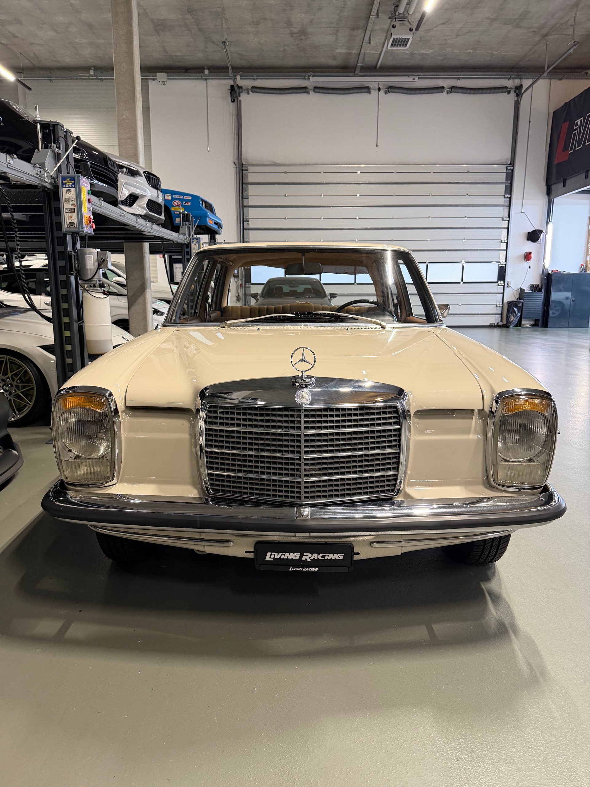 MERCEDES-BENZ 220 Automatic *Vétéran*-image-4