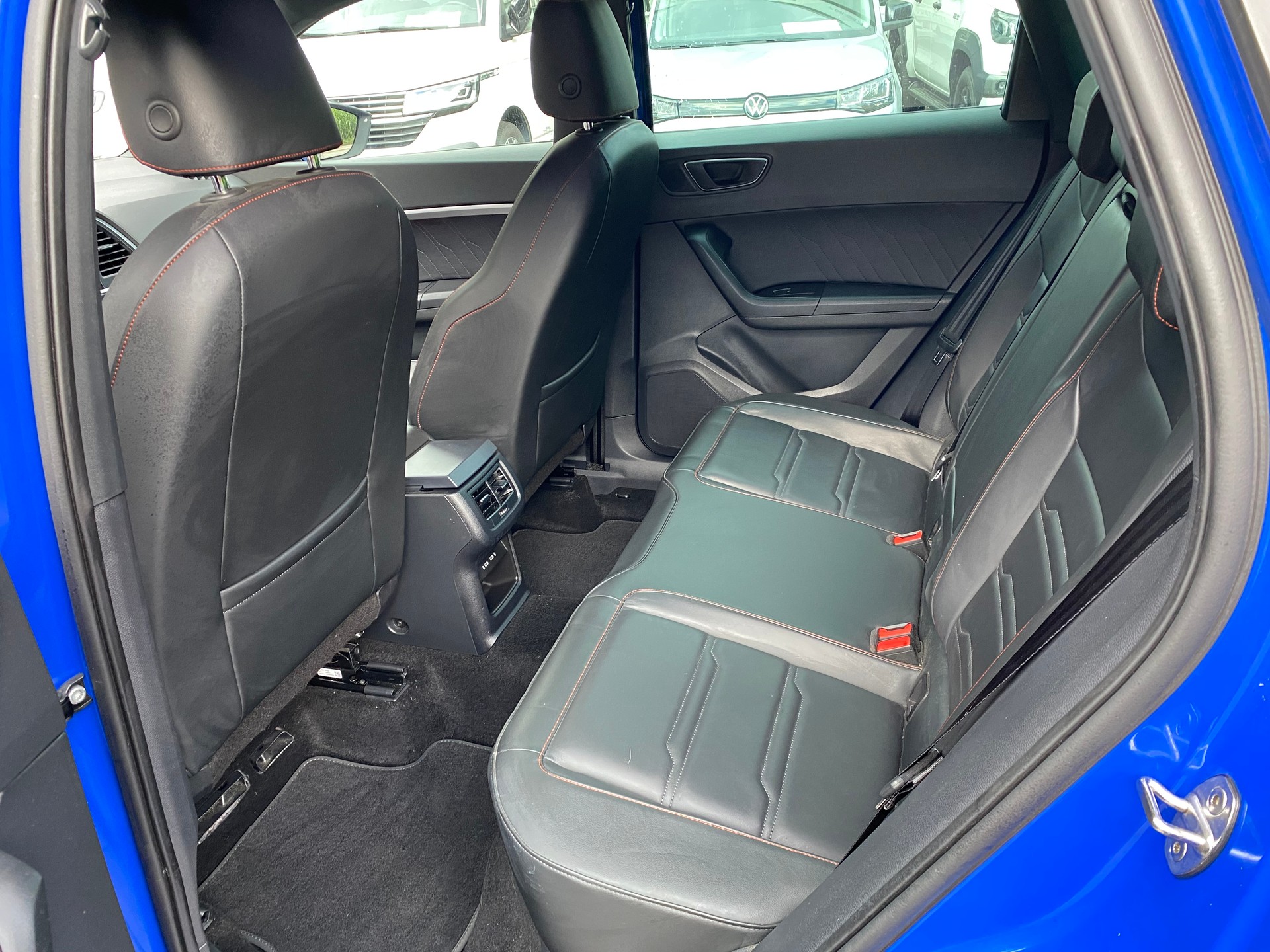 SEAT Ateca 2.0 TDI CR Move FR 4Drive DSG-image-8