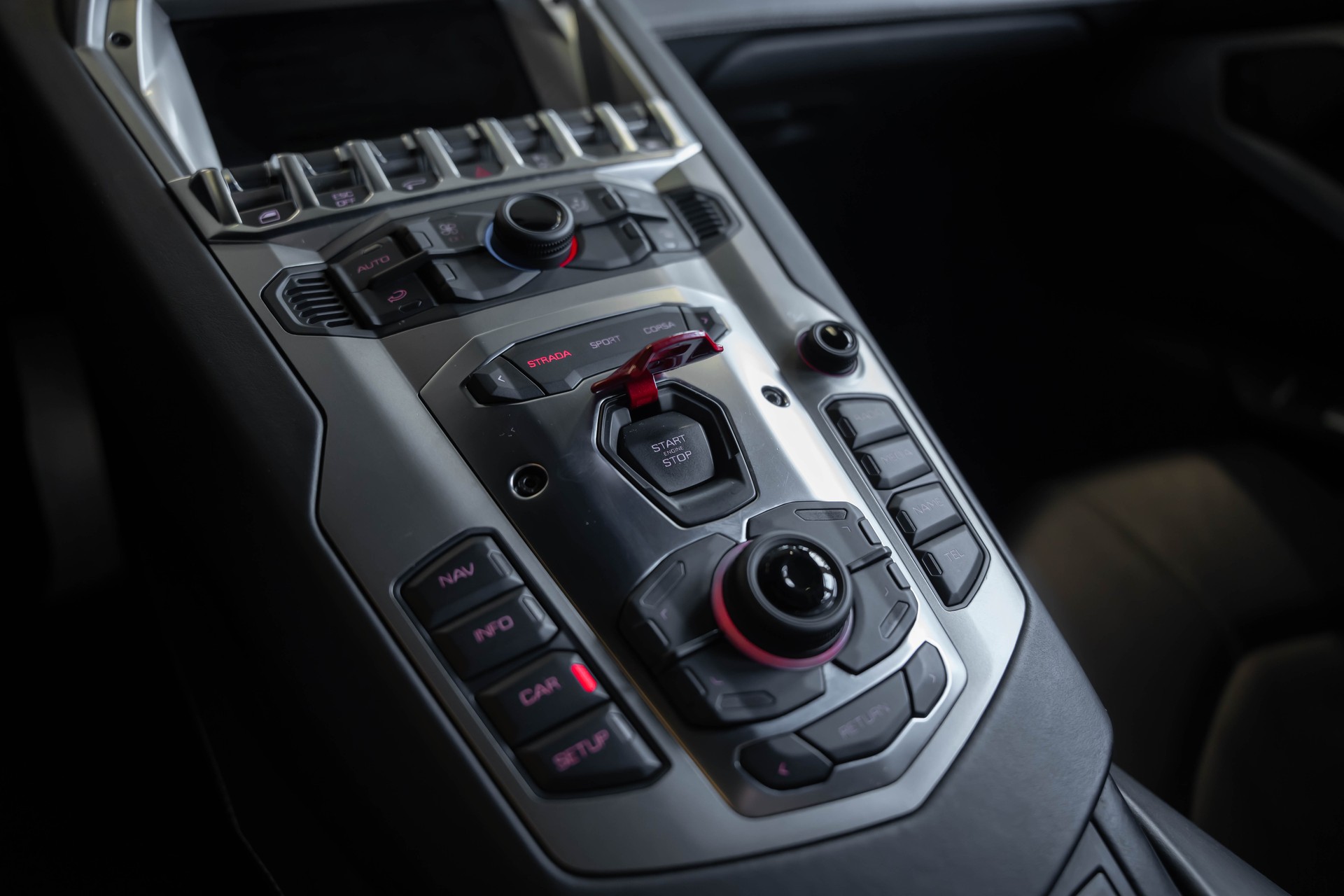 LAMBORGHINI Aventador LP700-4 Coupé E-Gear-image-22
