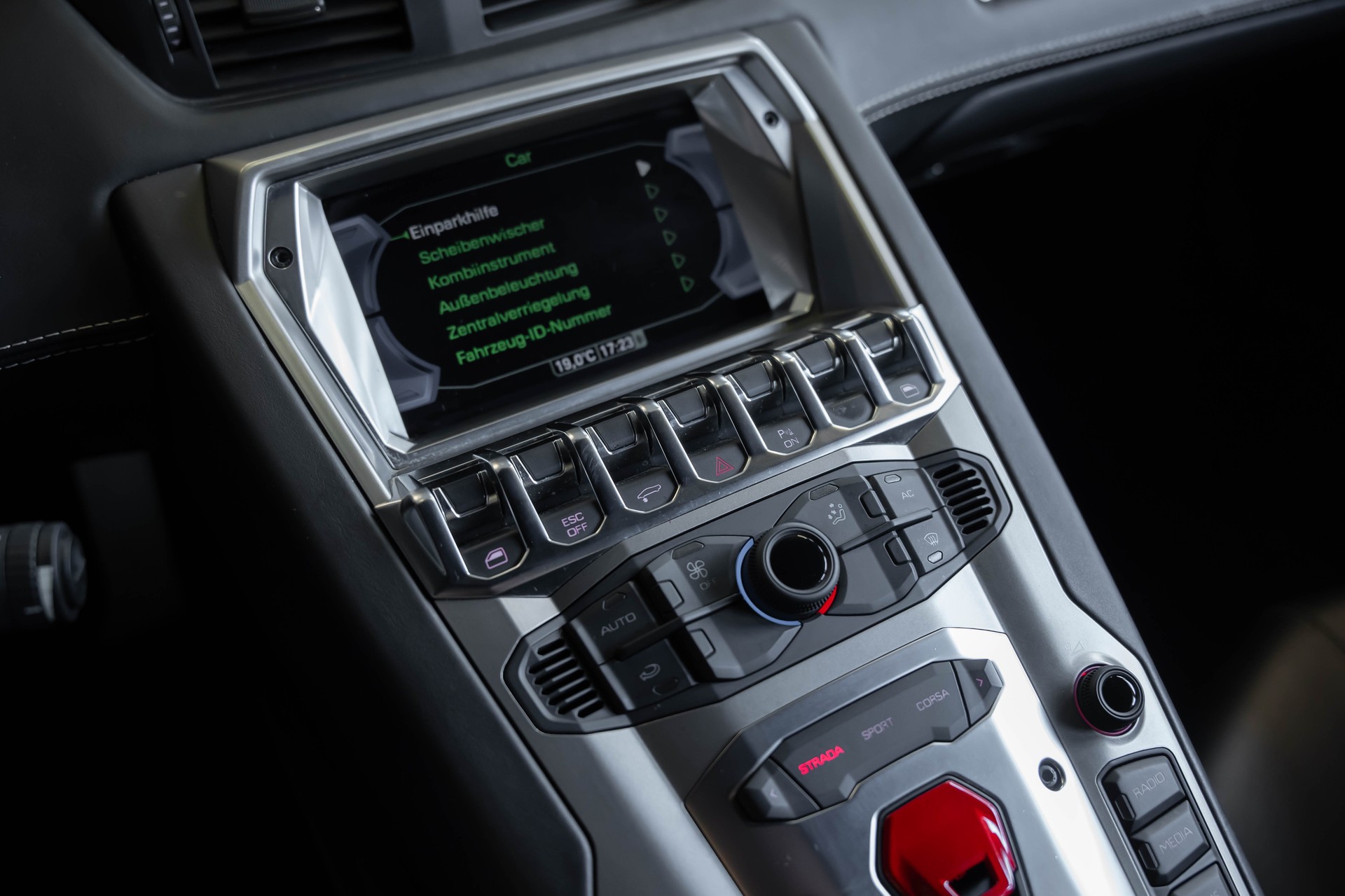 LAMBORGHINI Aventador LP700-4 Coupé E-Gear-image-20