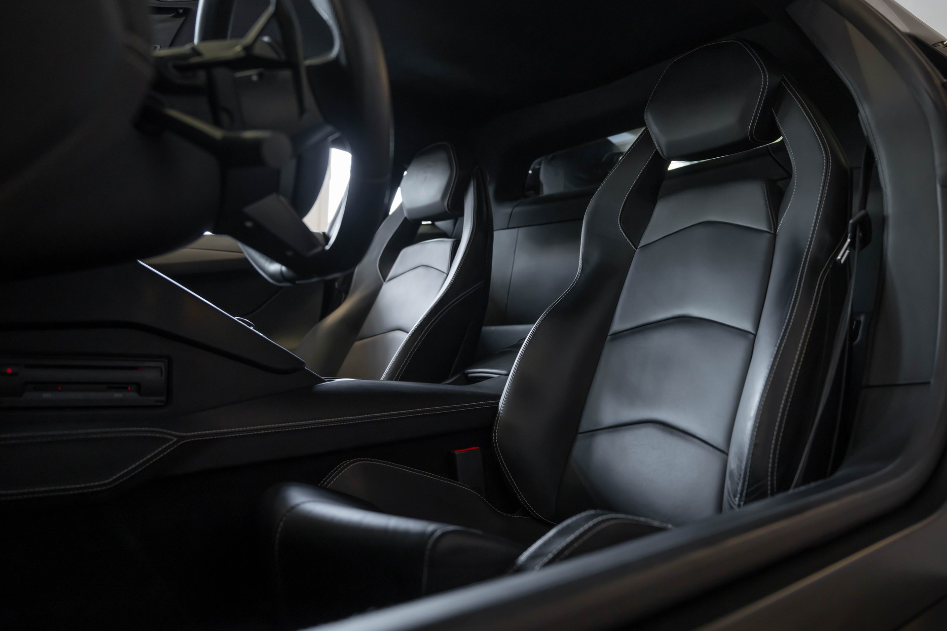 LAMBORGHINI Aventador LP700-4 Coupé E-Gear-image-13