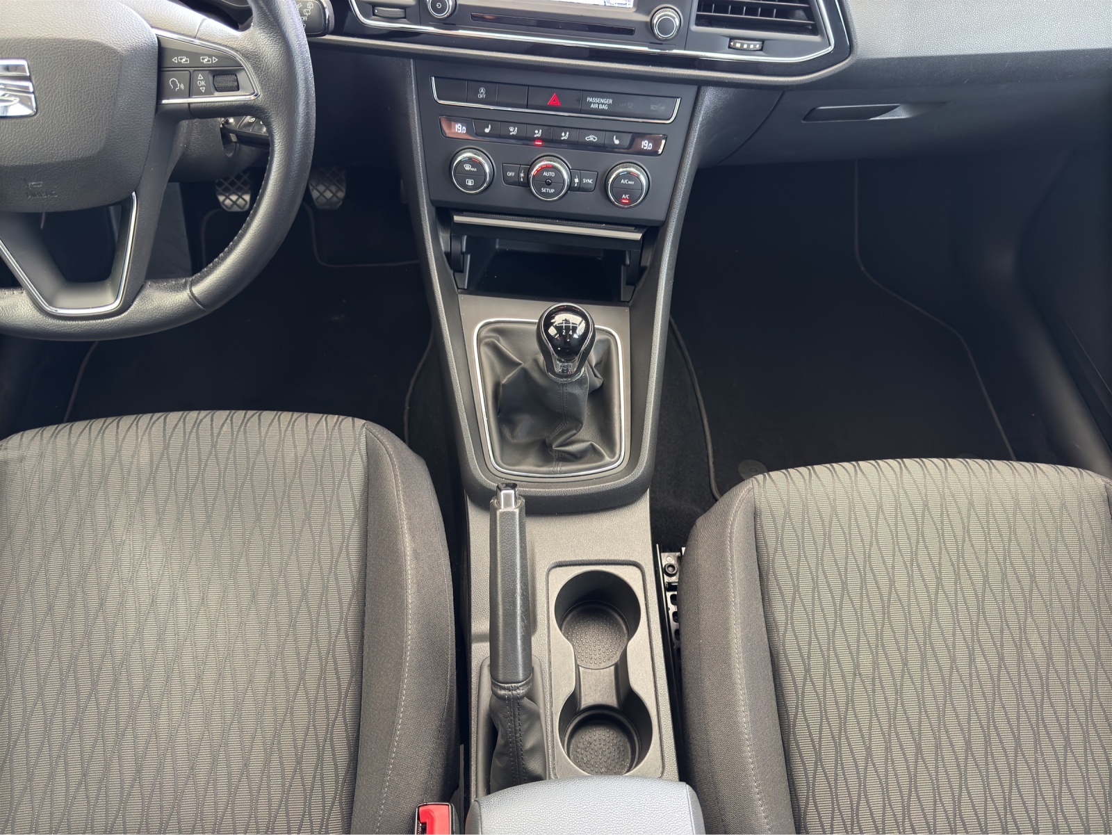 SEAT Leon 1.2 TSI 105 Style-image-16