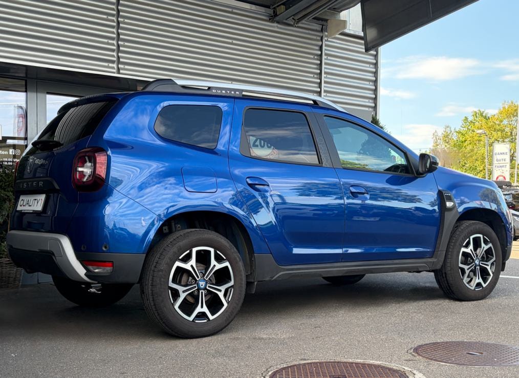 DACIA Duster TCe 150 Prestige 4x4-showroom-element-2