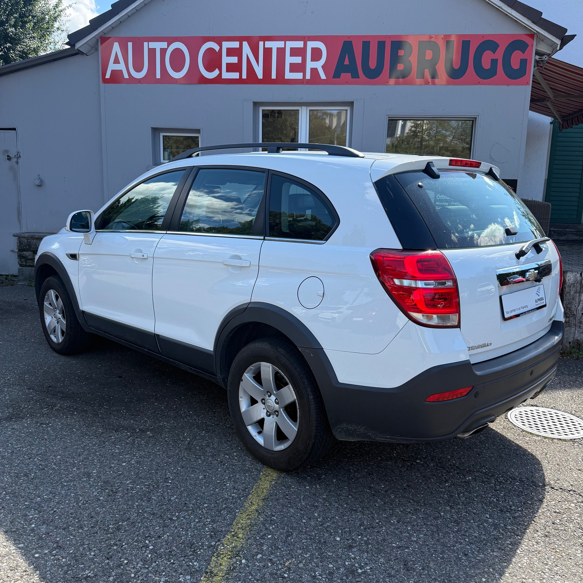 CHEVROLET Captiva 2.2 VCDi LT 4WD *1. HAND*-showroom-element-1