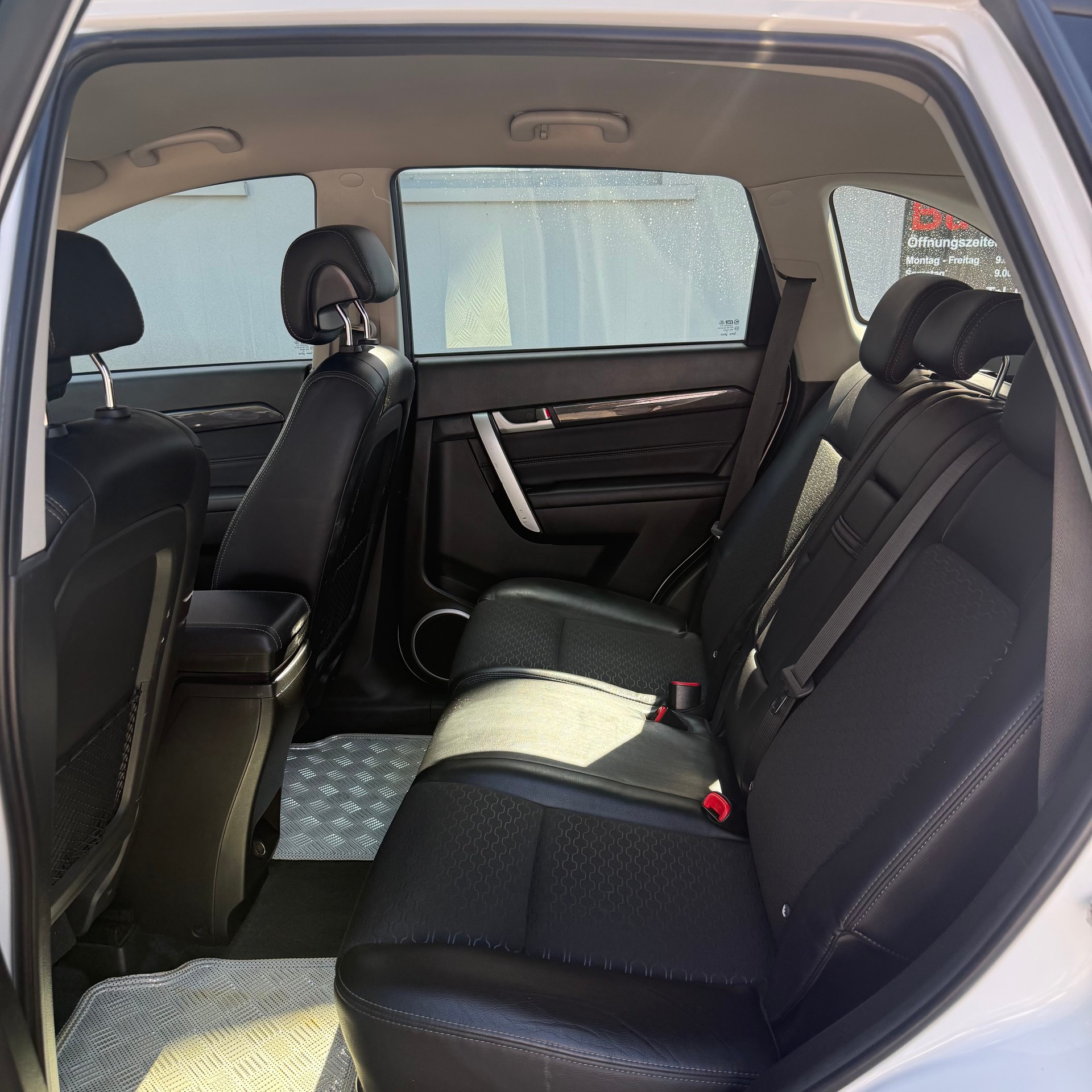 CHEVROLET Captiva 2.2 VCDi LT 4WD *1. HAND*-image-9