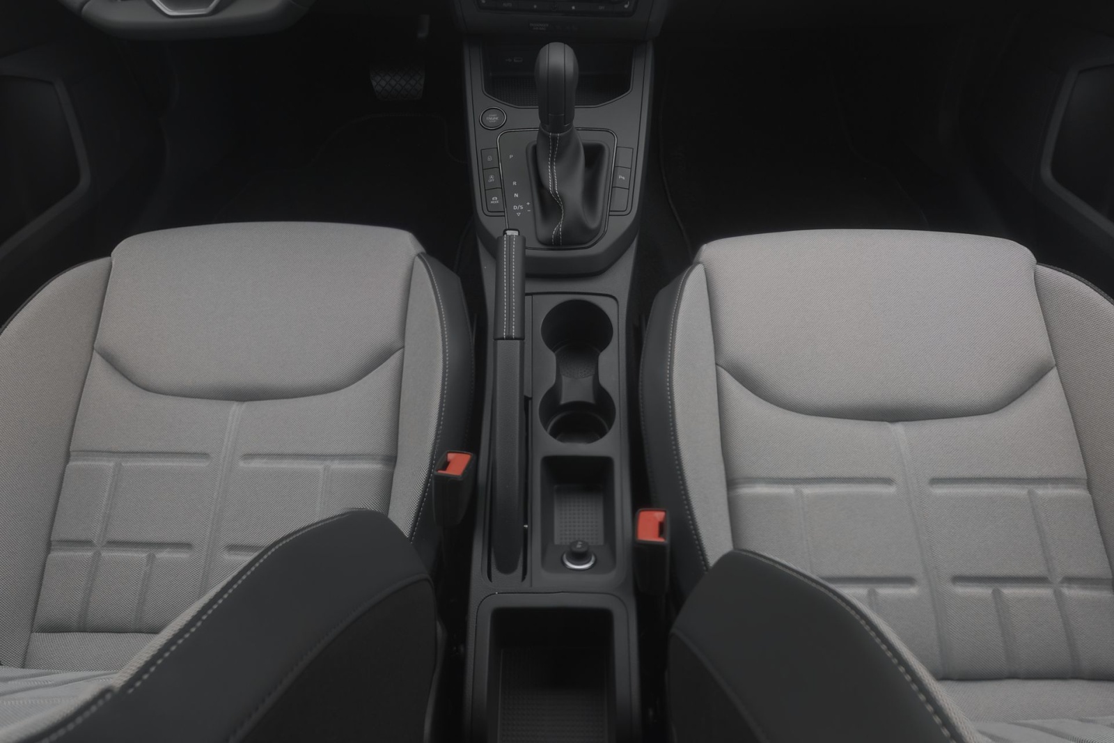 SEAT Ibiza 1.5 EcoTSI Move FR DSG-image-8