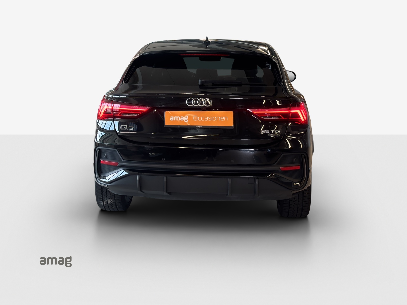 AUDI Q3 Sportback 35 TDI S line Attraction quattro S-tronic-showroom-element-3