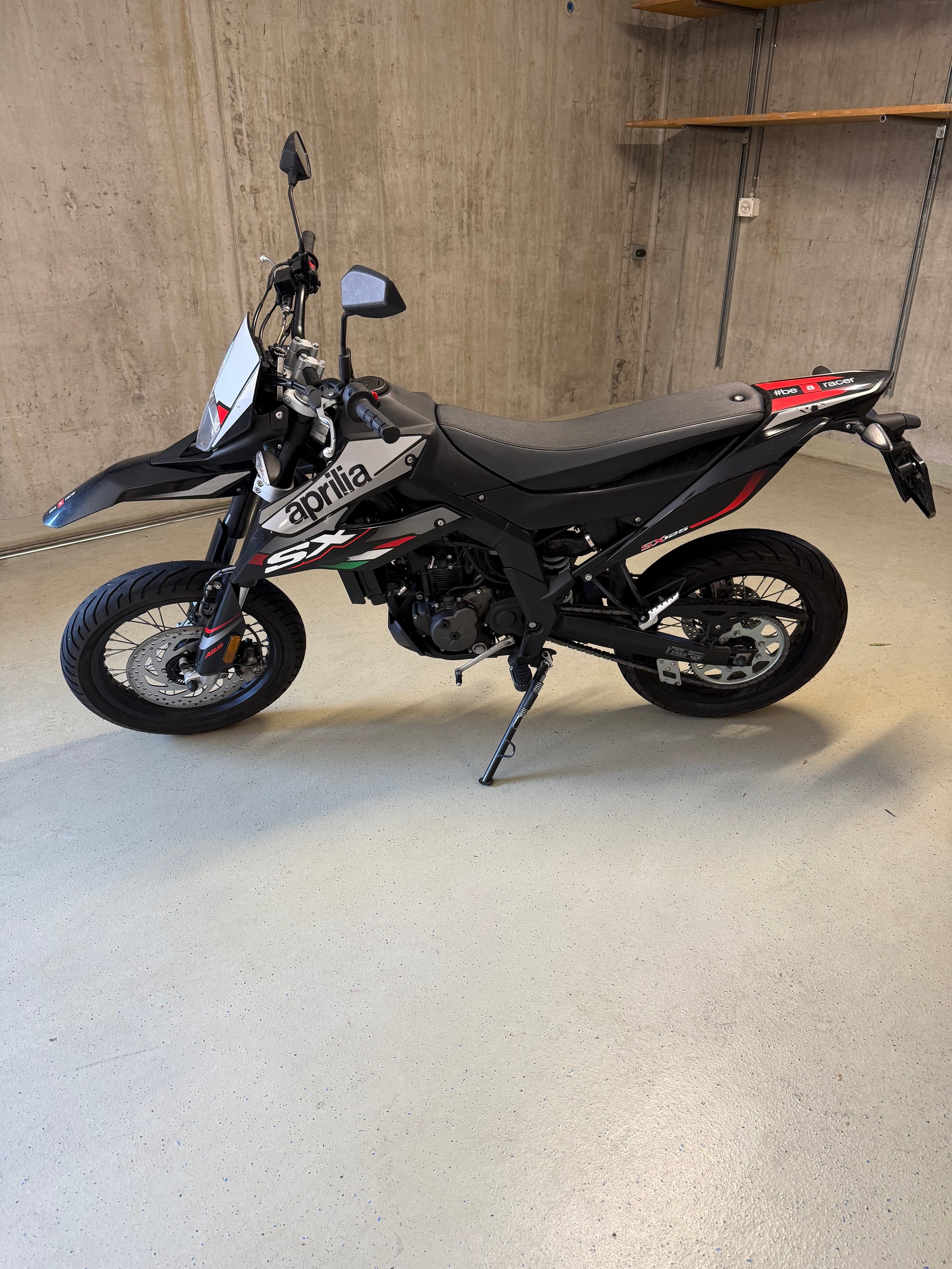 APRILIA SX 125-image-1