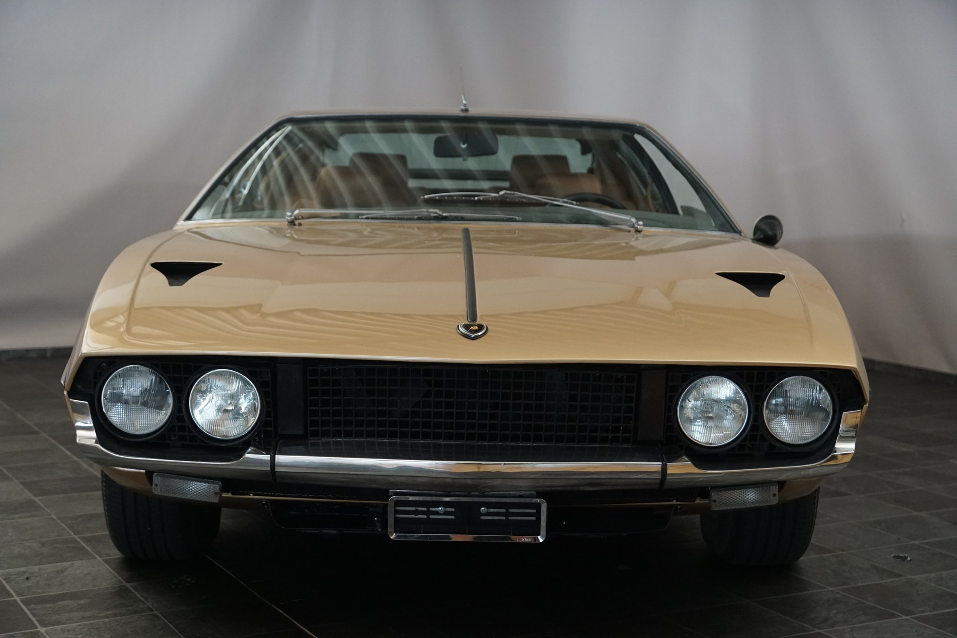 LAMBORGHINI Espada Serie III-showroom-element-1