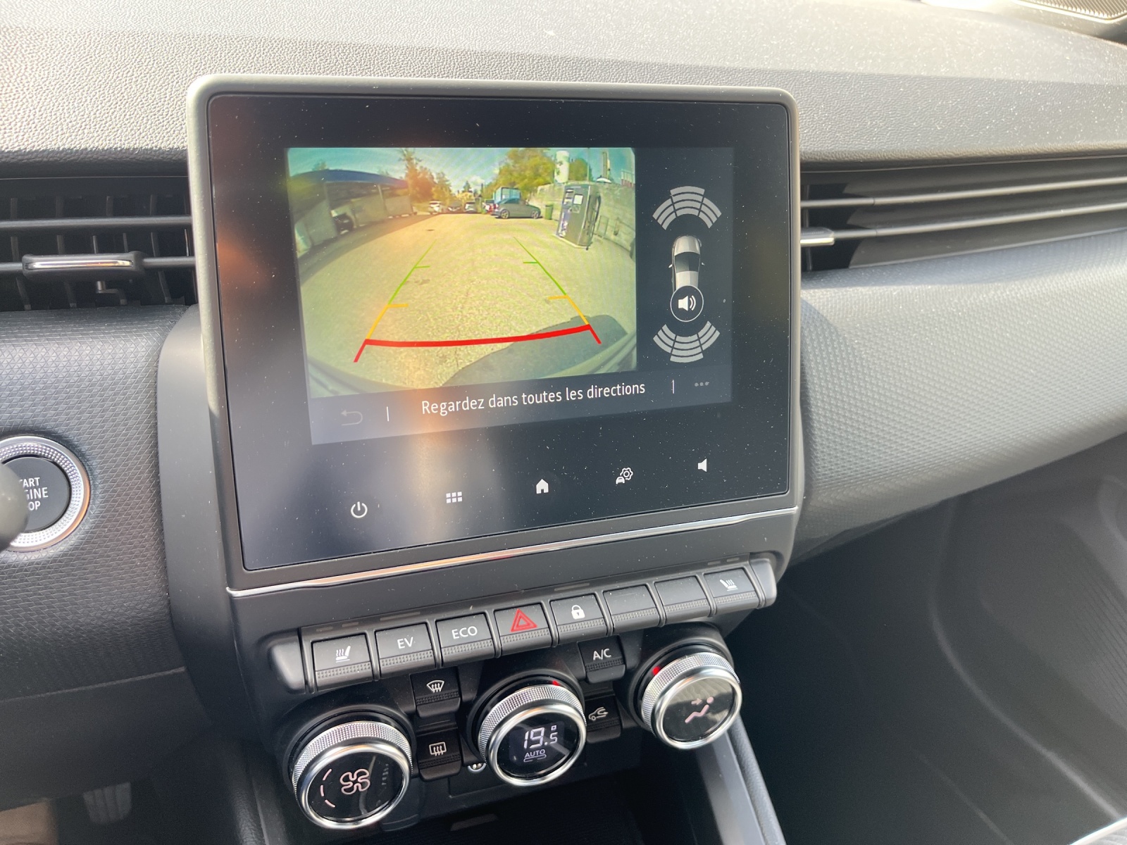 MITSUBISHI COLT 1.6 HEV Intense-image-15