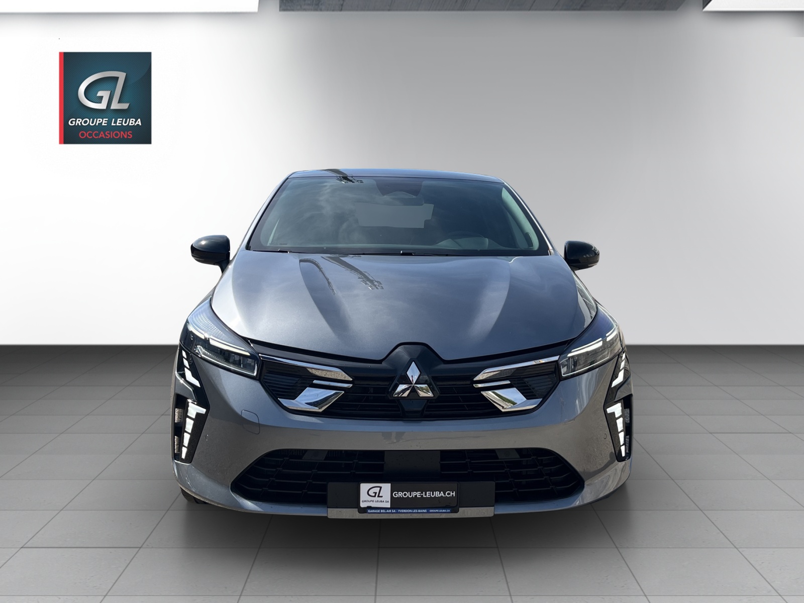 MITSUBISHI COLT 1.6 HEV Intense-showroom-element-1