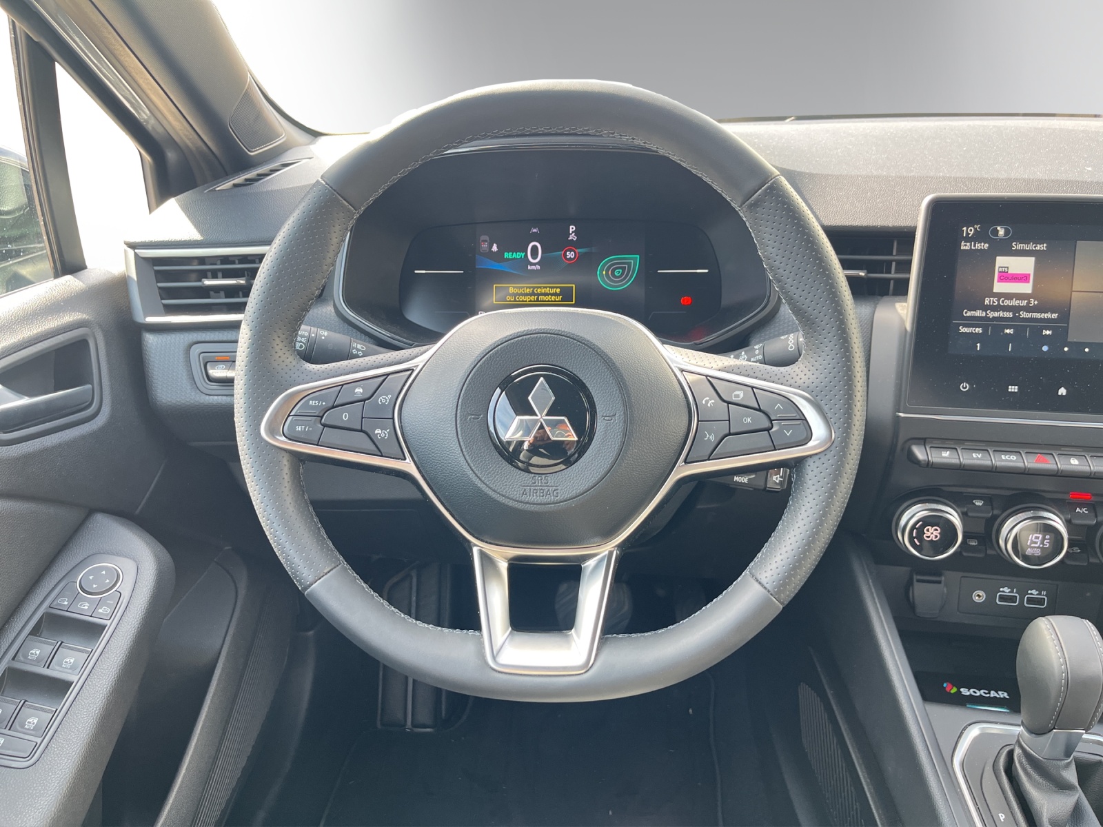 MITSUBISHI COLT 1.6 HEV Intense-image-13