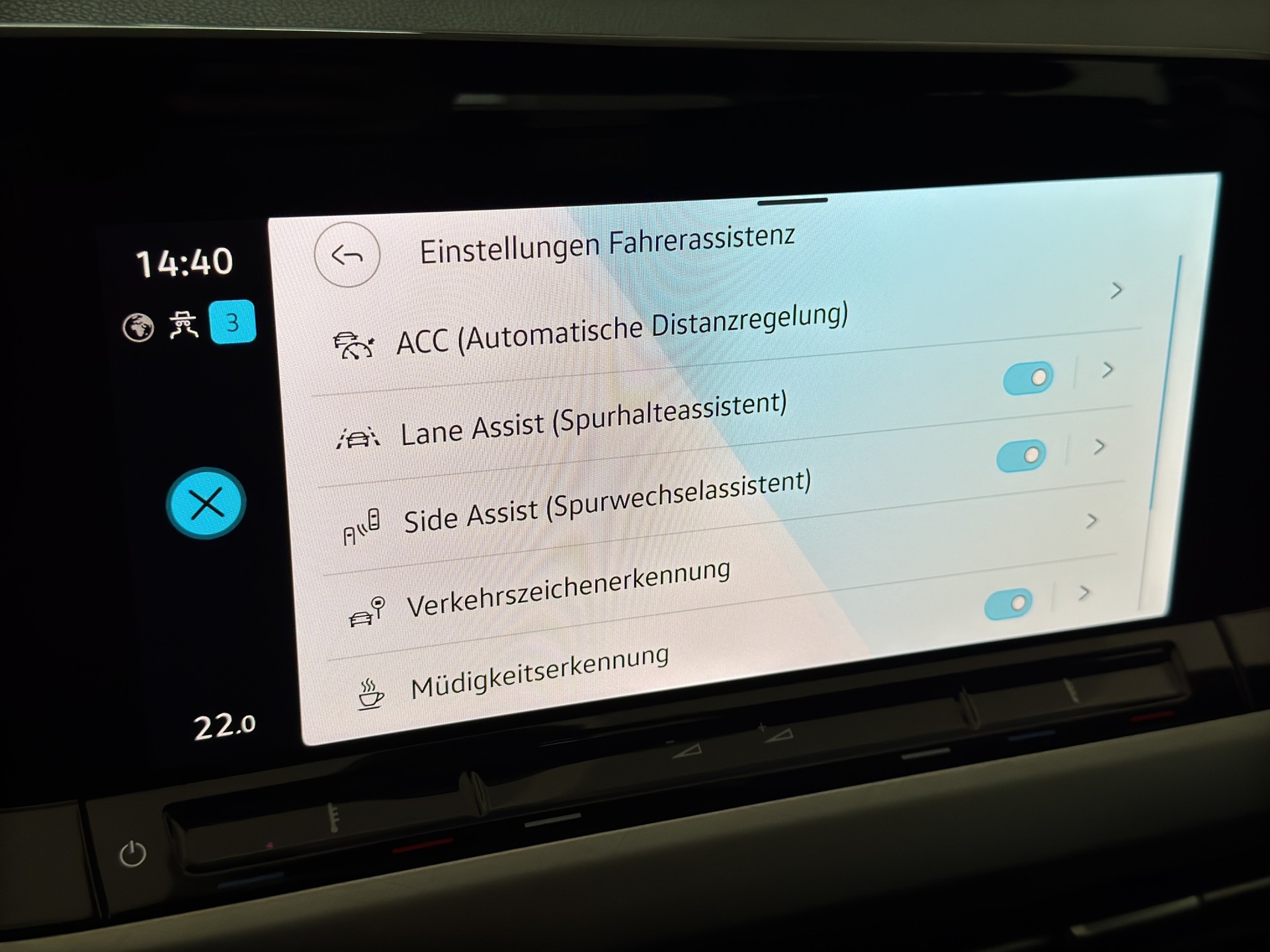 VW Golf 2.0 TDI Life Business DSG "Black Style-Navi-RF.-Kamera"-image-19