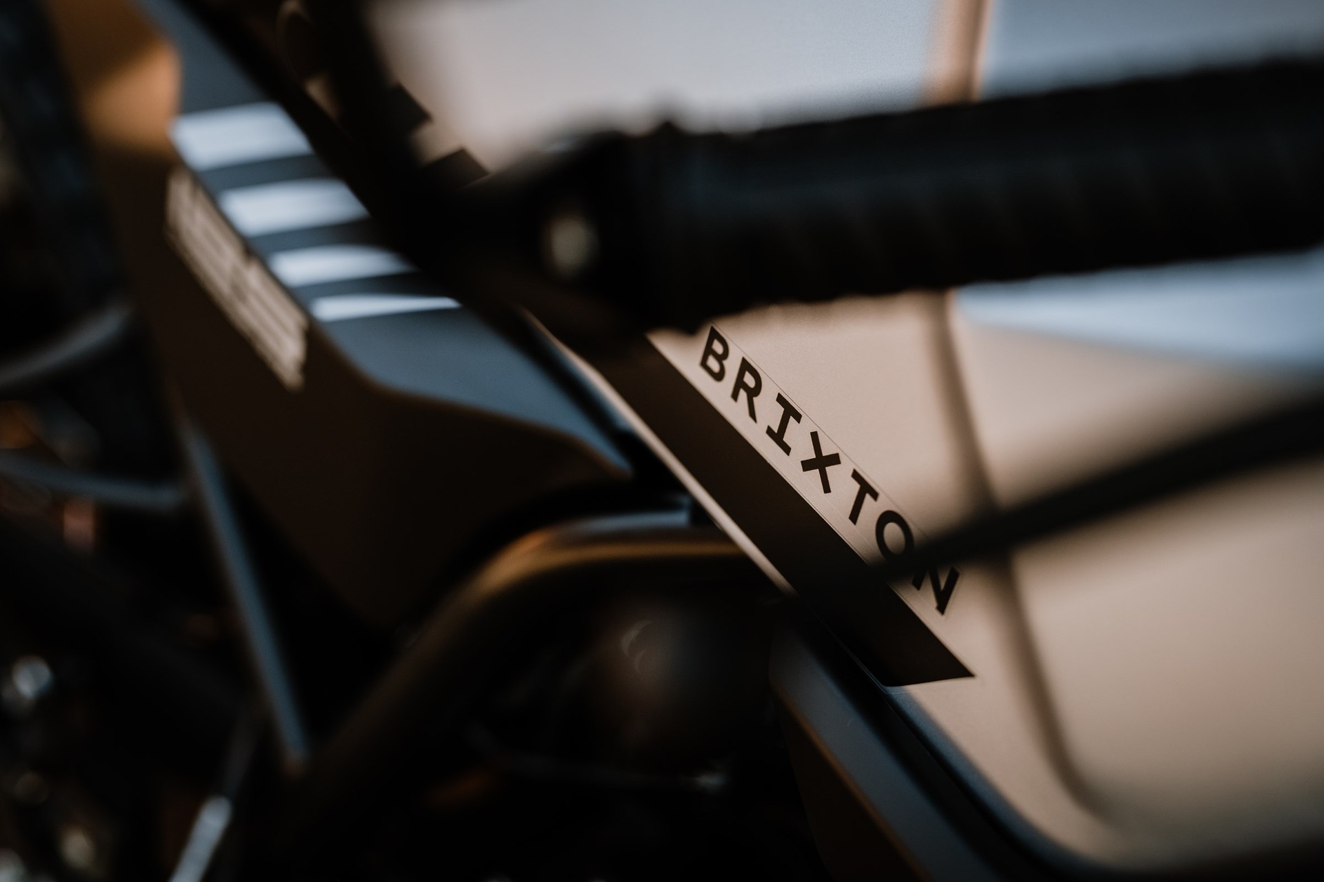 BRIXTON CROSSFIRE 125 LC - GRATIS LIEFERUNG-image-12