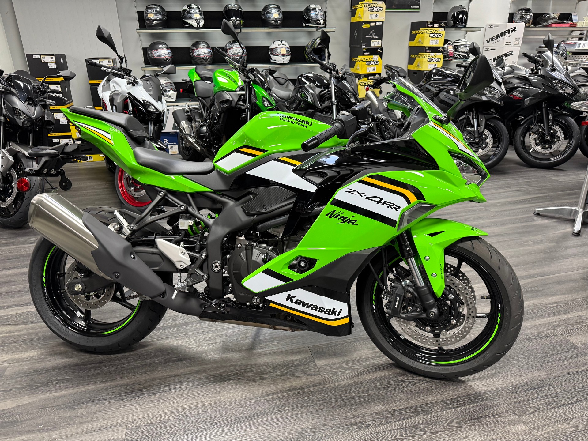 KAWASAKI Ninja ZX-4RR-image-5