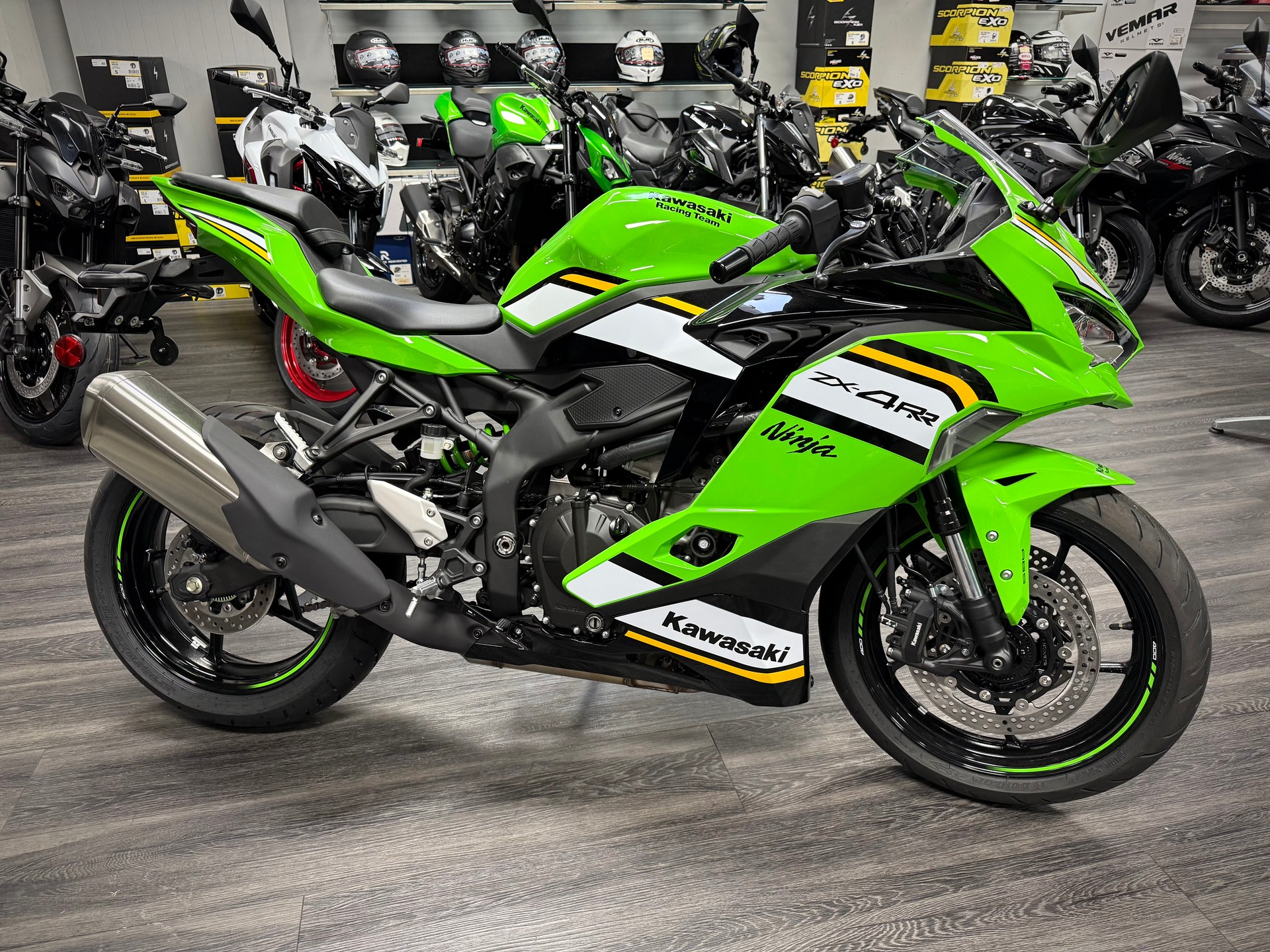 KAWASAKI Ninja ZX-4RR-image-0