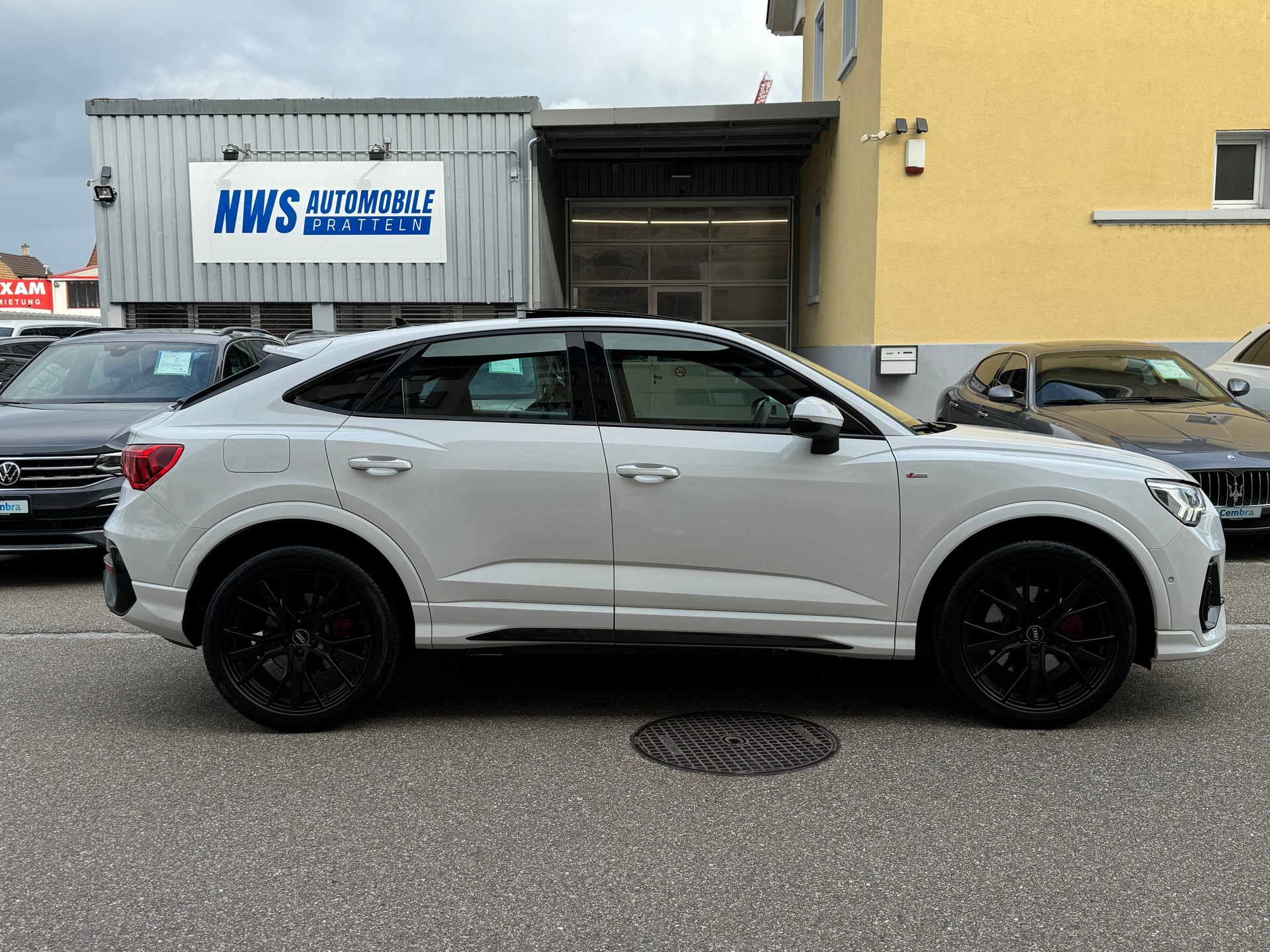 AUDI Q3 Sportback 45 TFSI S line quattro S-tronic-showroom-element-2
