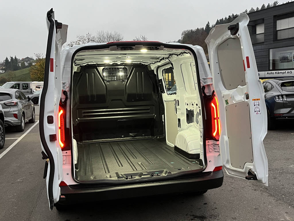 FORD E-Transit C Van 320 L1 Trend-image-5