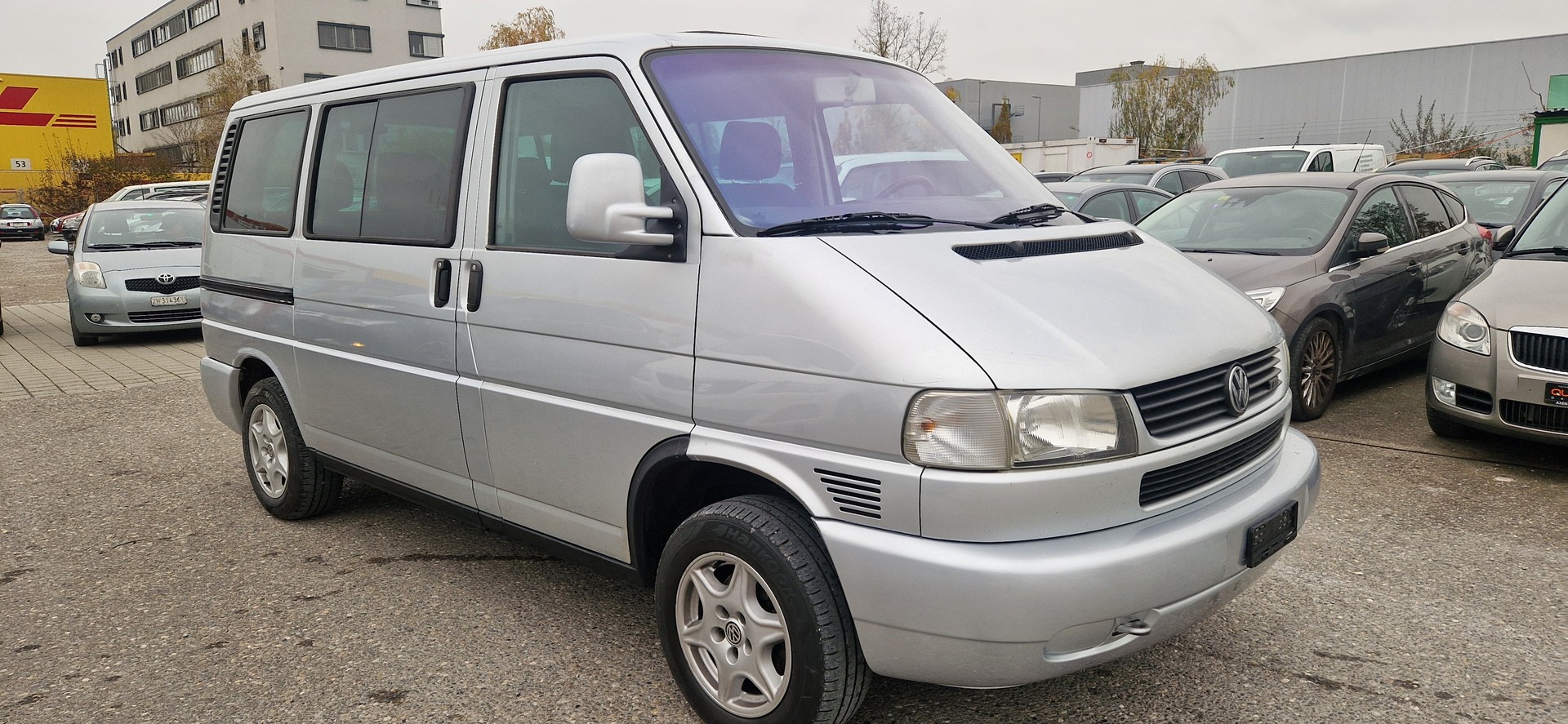 VW T4 Caravelle 2.5TDI ABS-image-1