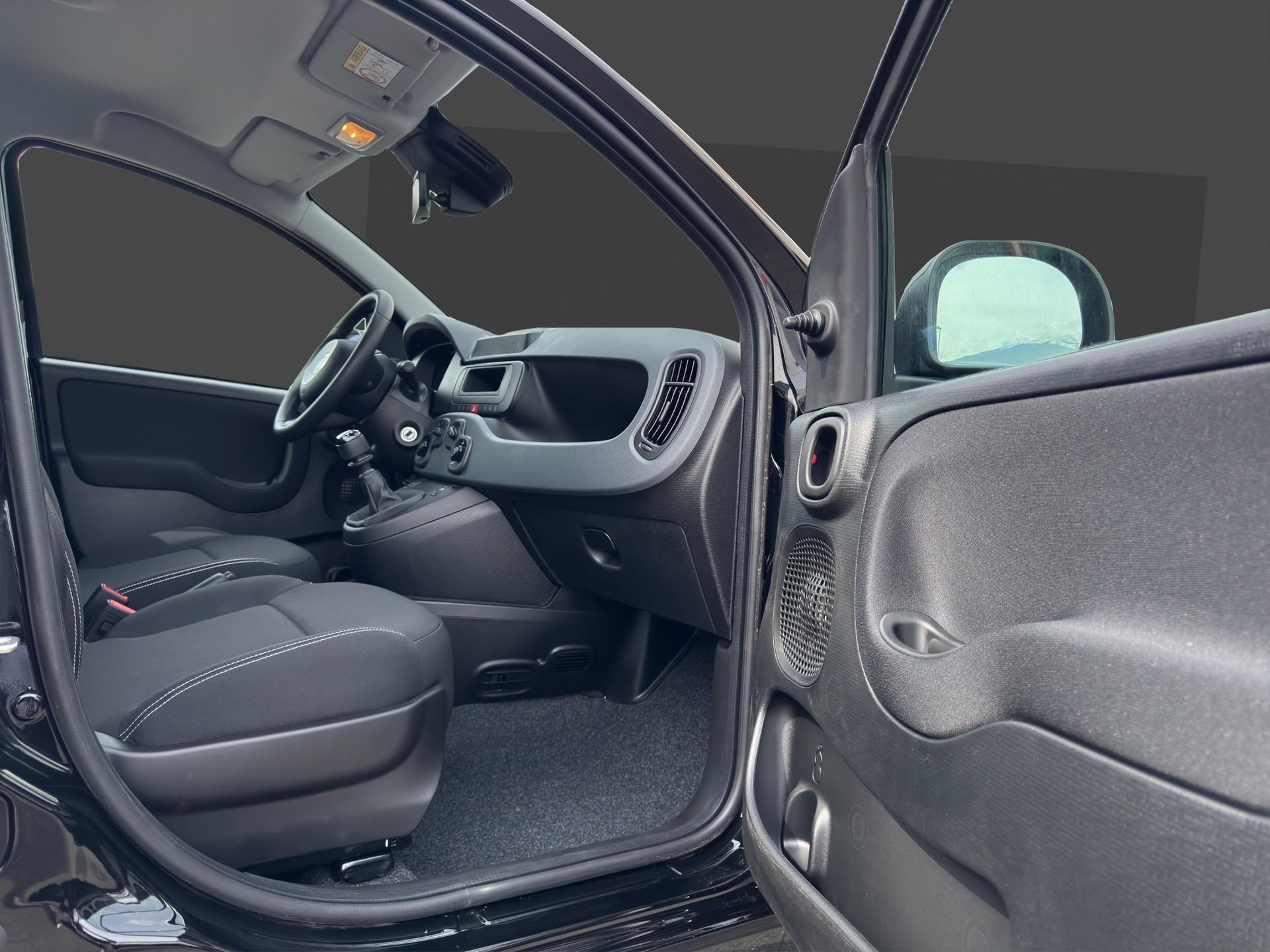 FIAT Panda 1.0 MHEV Cult-image-12