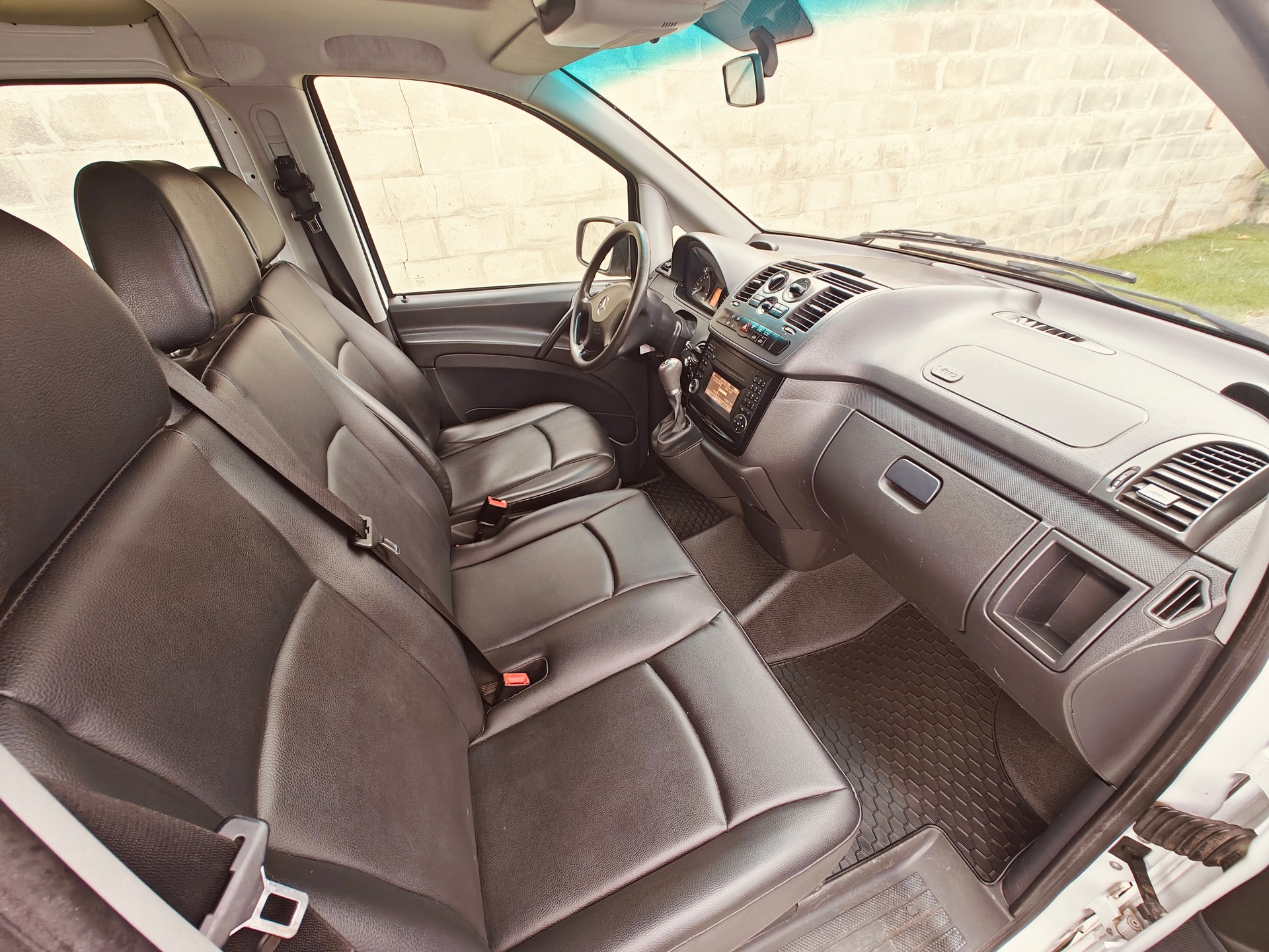 MERCEDES-BENZ 113 CDI MIXTO PRO 4MATIC AUTOMAT KLIMA 6 PLÄTZER AHK 2.5t-image-11