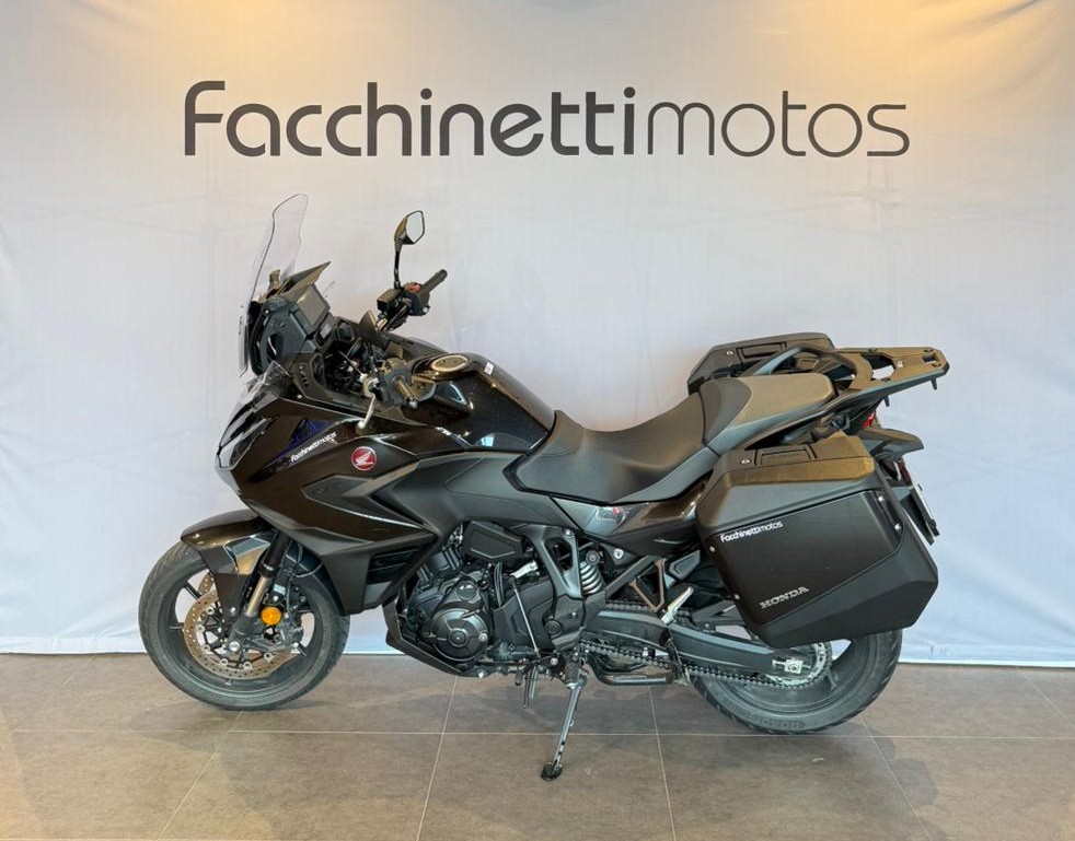 HONDA NT 1100-image-2