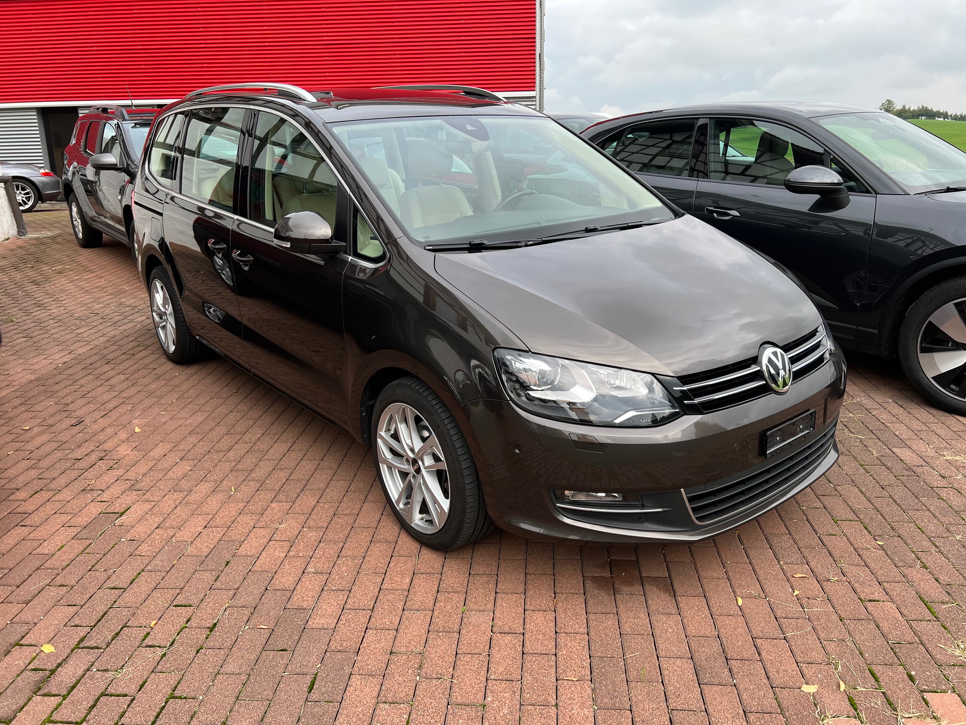 VW Sharan 2.0 TDI 4Motion DSG 5 Sitze