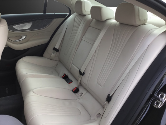 MERCEDES-BENZ CLS 300 d AMG Line 4M-image-10